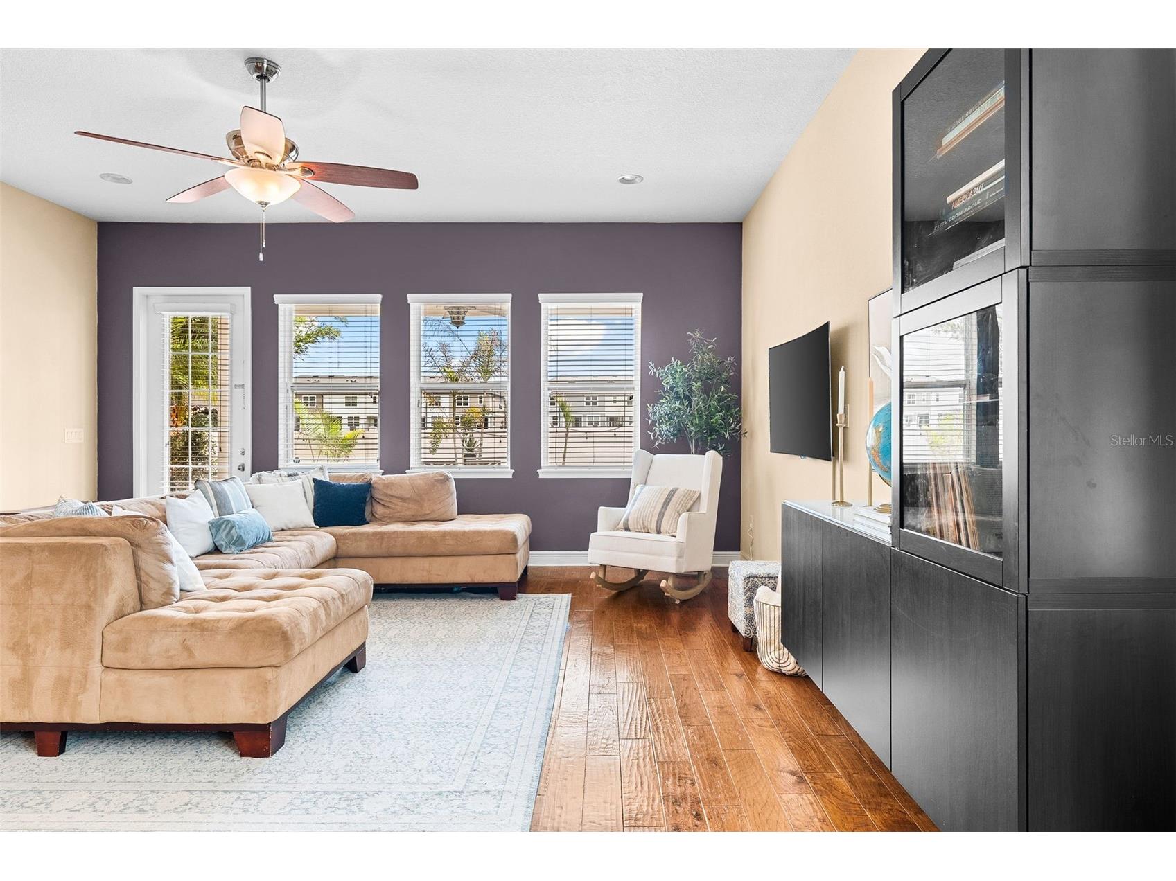 8115 Champions Forest Way Tampa FL 33635 TB8494727 image20