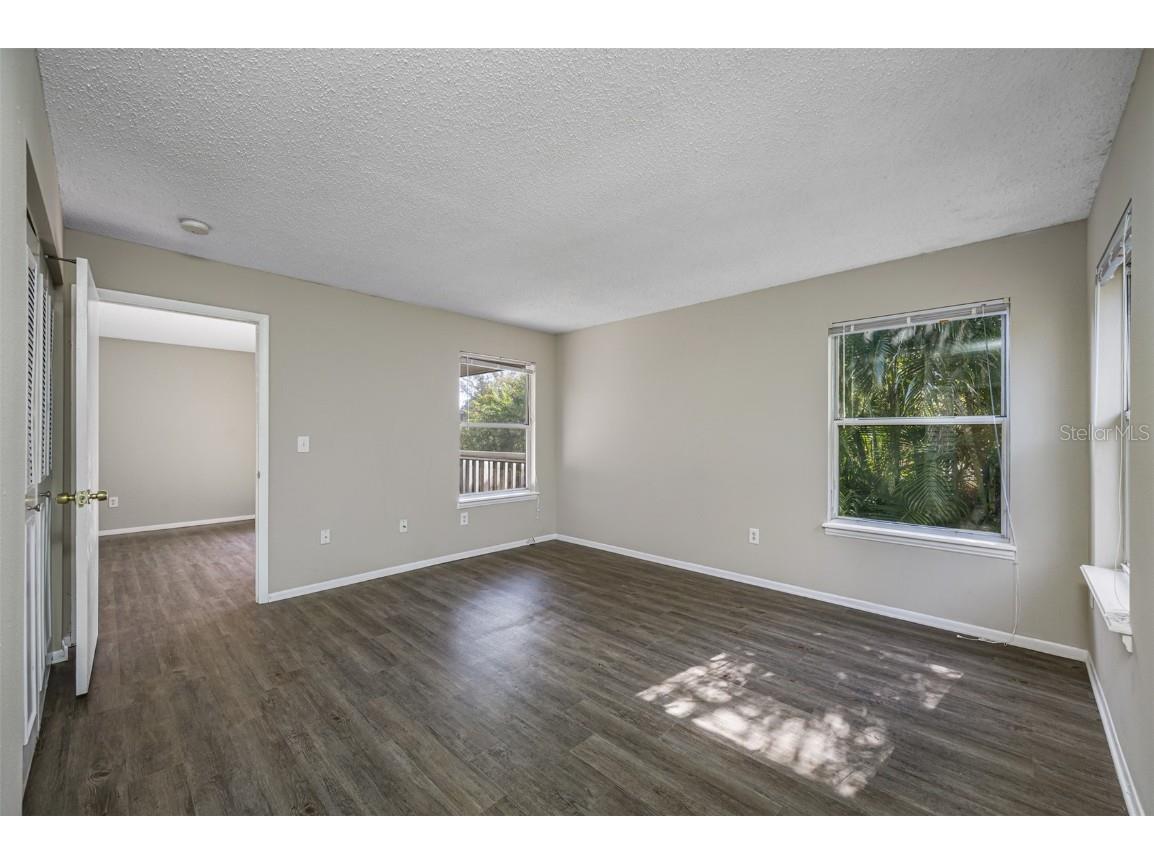 8115 E 45th Ct Sarasota FL 34243 T3479129 image1