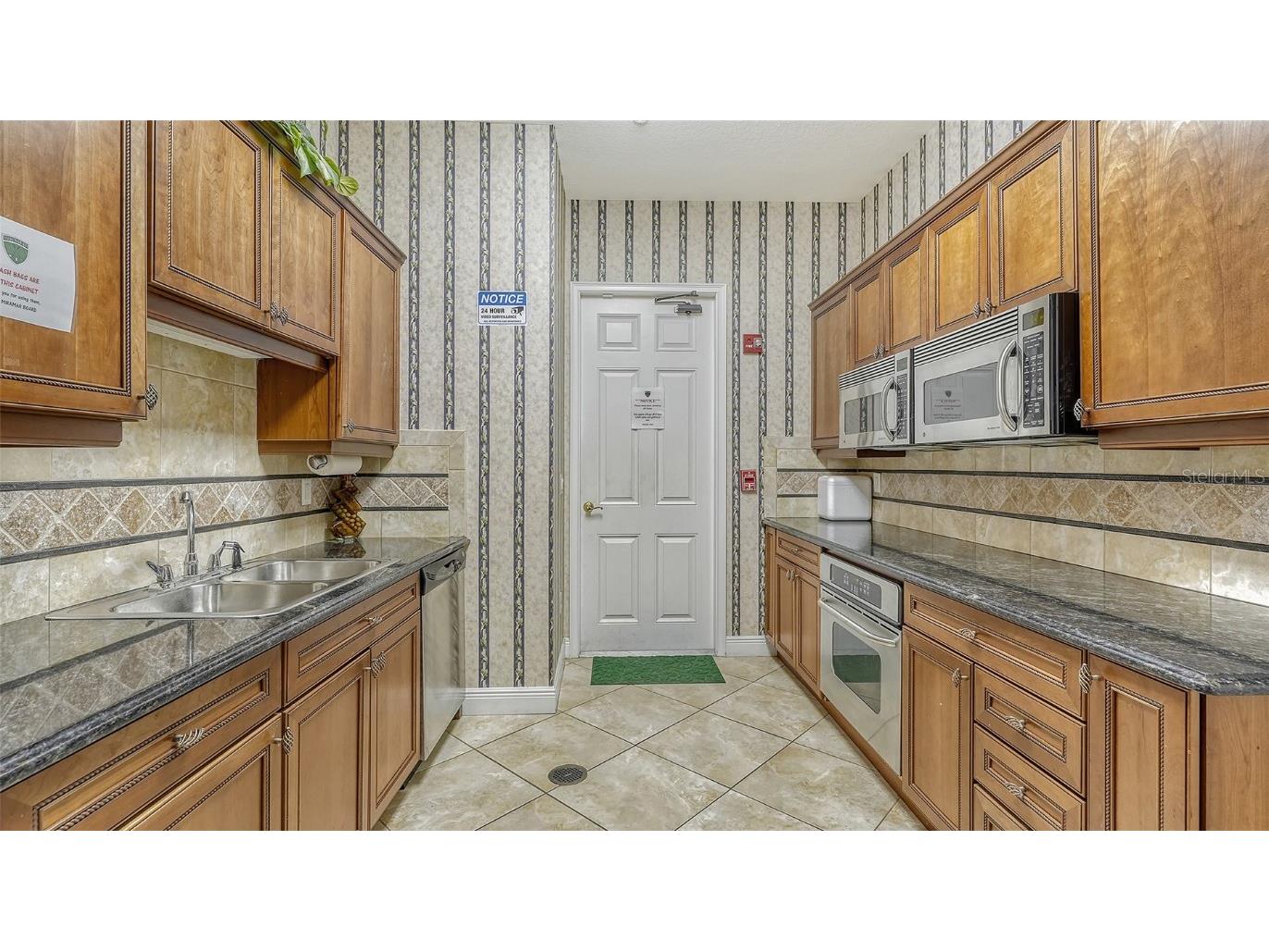 8115 Miramar Way #202 Lakewood Ranch FL 34202 A4637397 image35