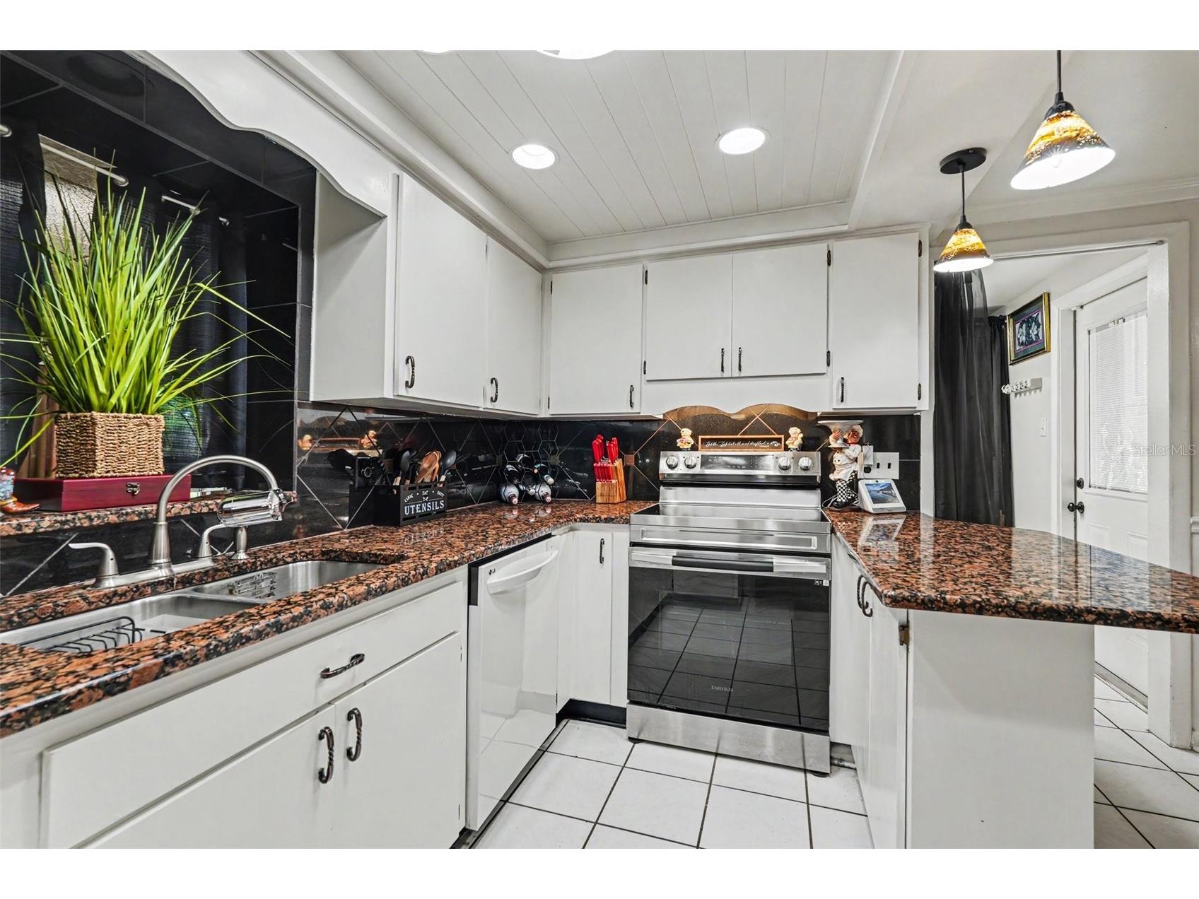8115 N Ola Avenue Tampa FL 33604 TB8511237 image12