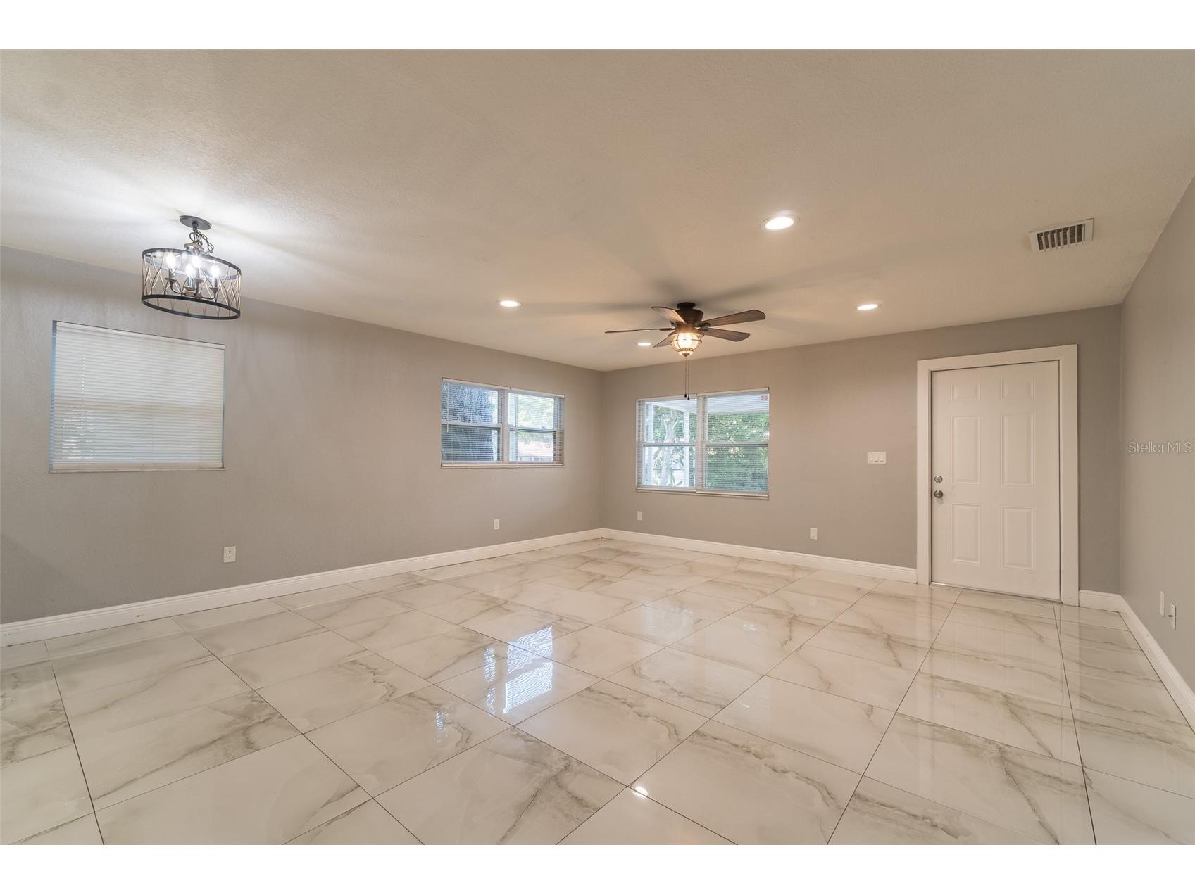 8115 N Semmes Street Tampa FL 33604 TB8521812 image10