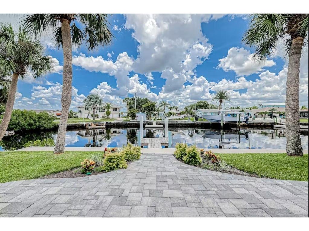 8116 Brighton Drive Port Richey FL 34668 TB8523971 image3