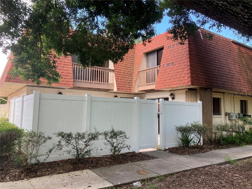 8116 Oak Trace Way #A Tampa FL 33634 T3466055 image1