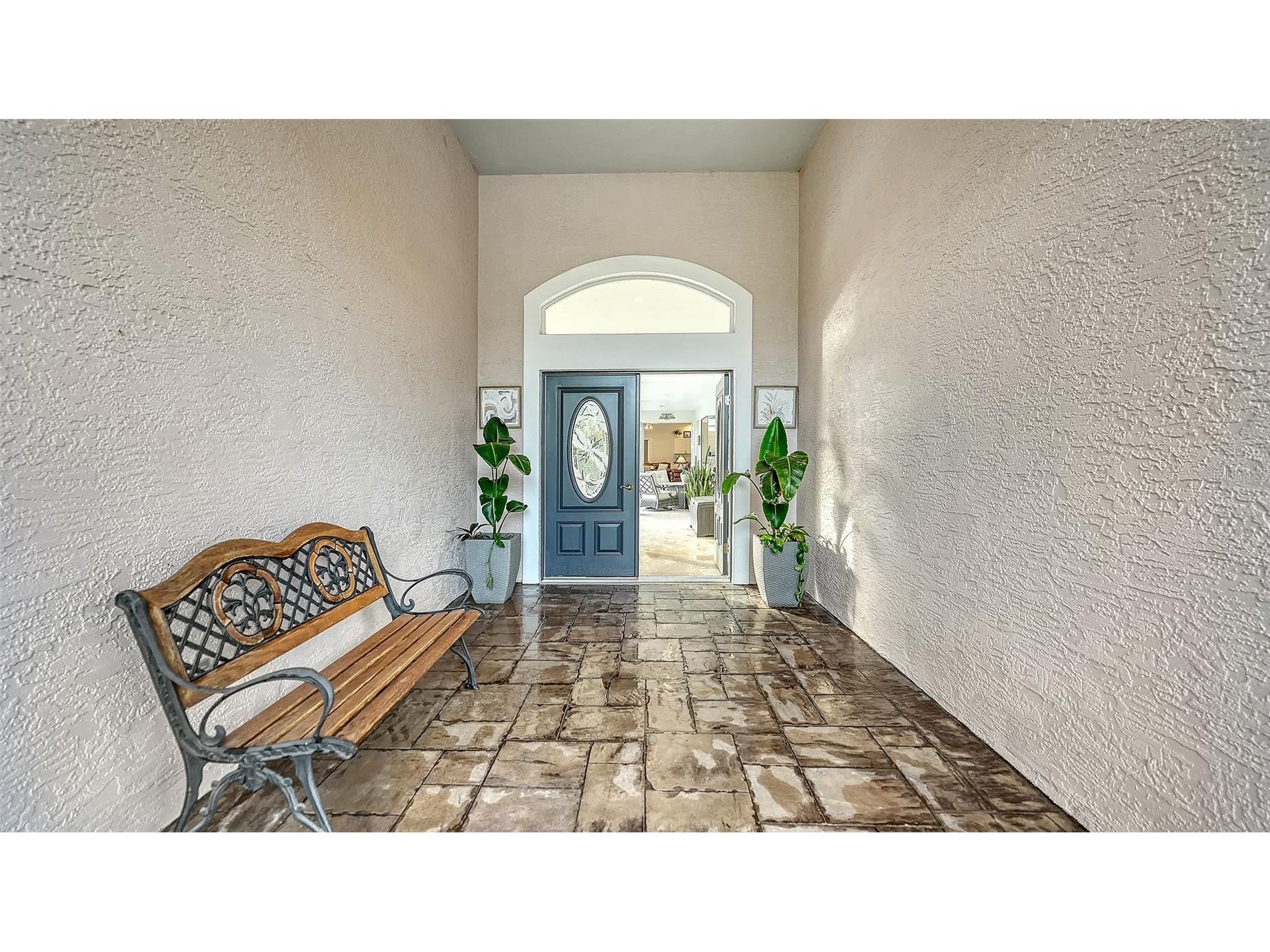 8117 Misty Oaks Boulevard Sarasota FL 34243 A4678054 image16