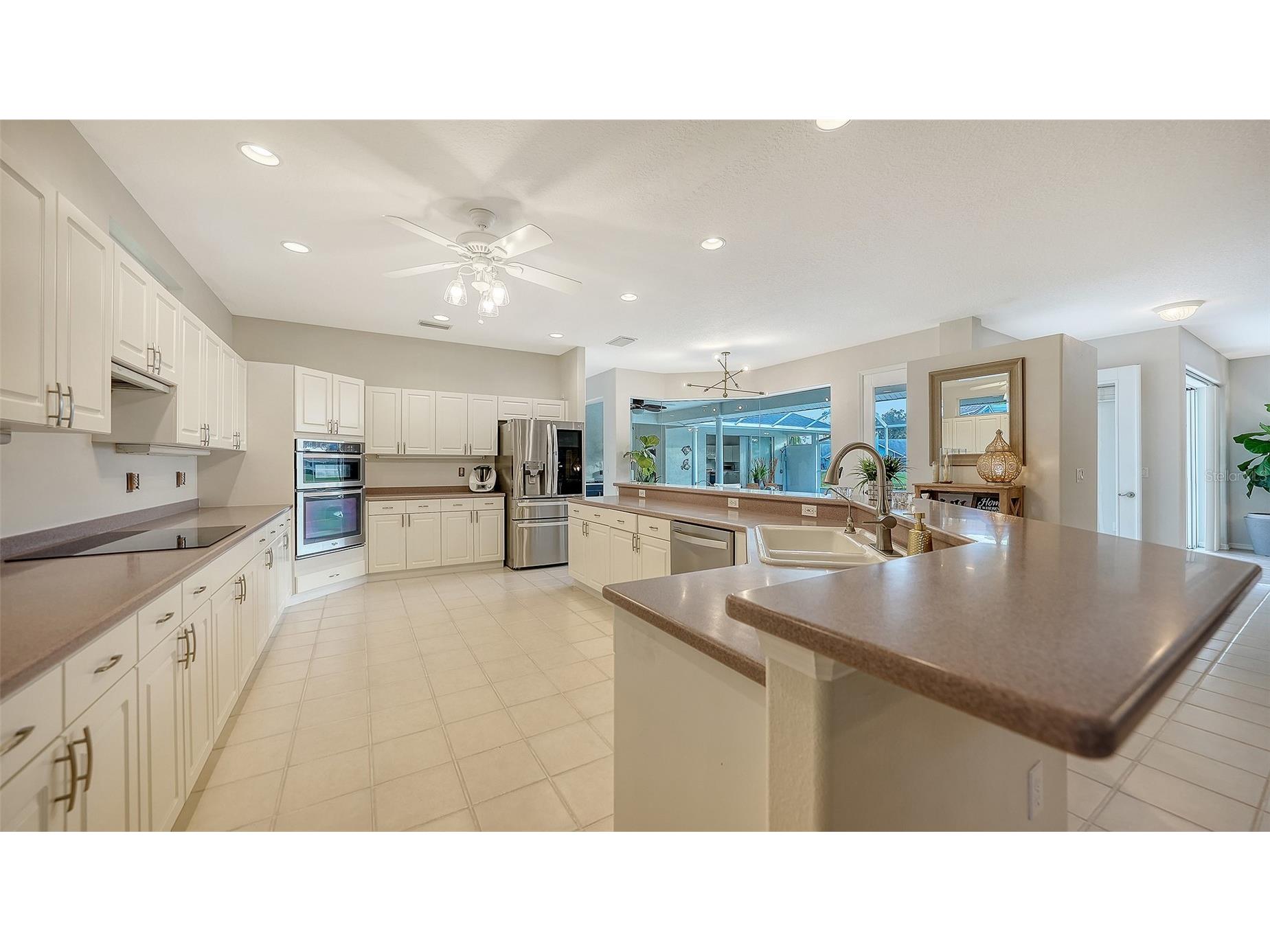 8117 Misty Oaks Boulevard Sarasota FL 34243 A4678054 image30