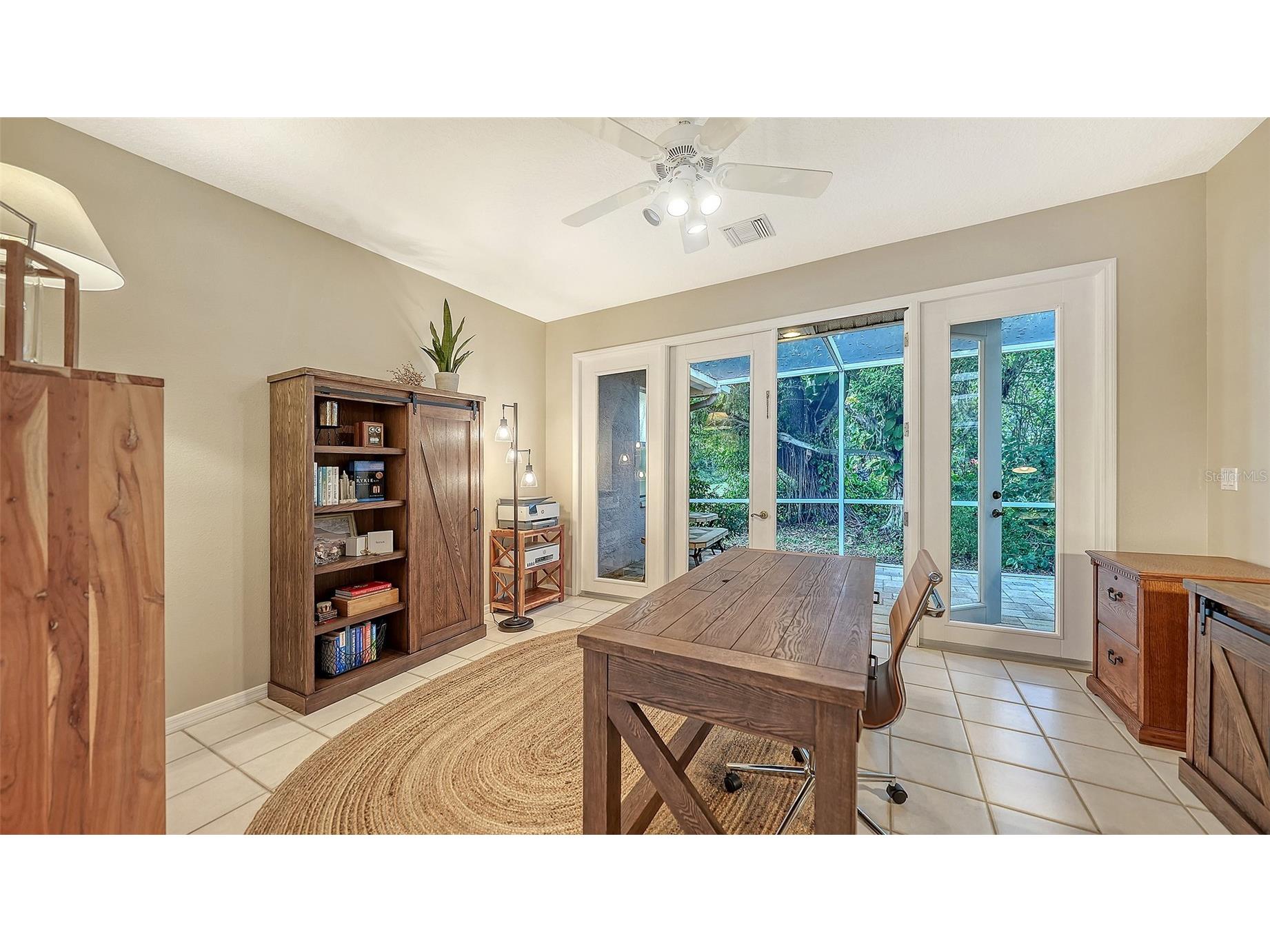 8117 Misty Oaks Boulevard Sarasota FL 34243 A4678054 image35