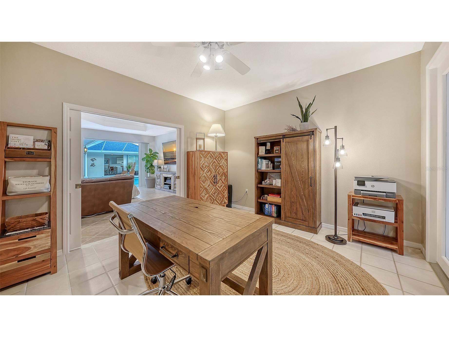 8117 Misty Oaks Boulevard Sarasota FL 34243 A4678054 image37