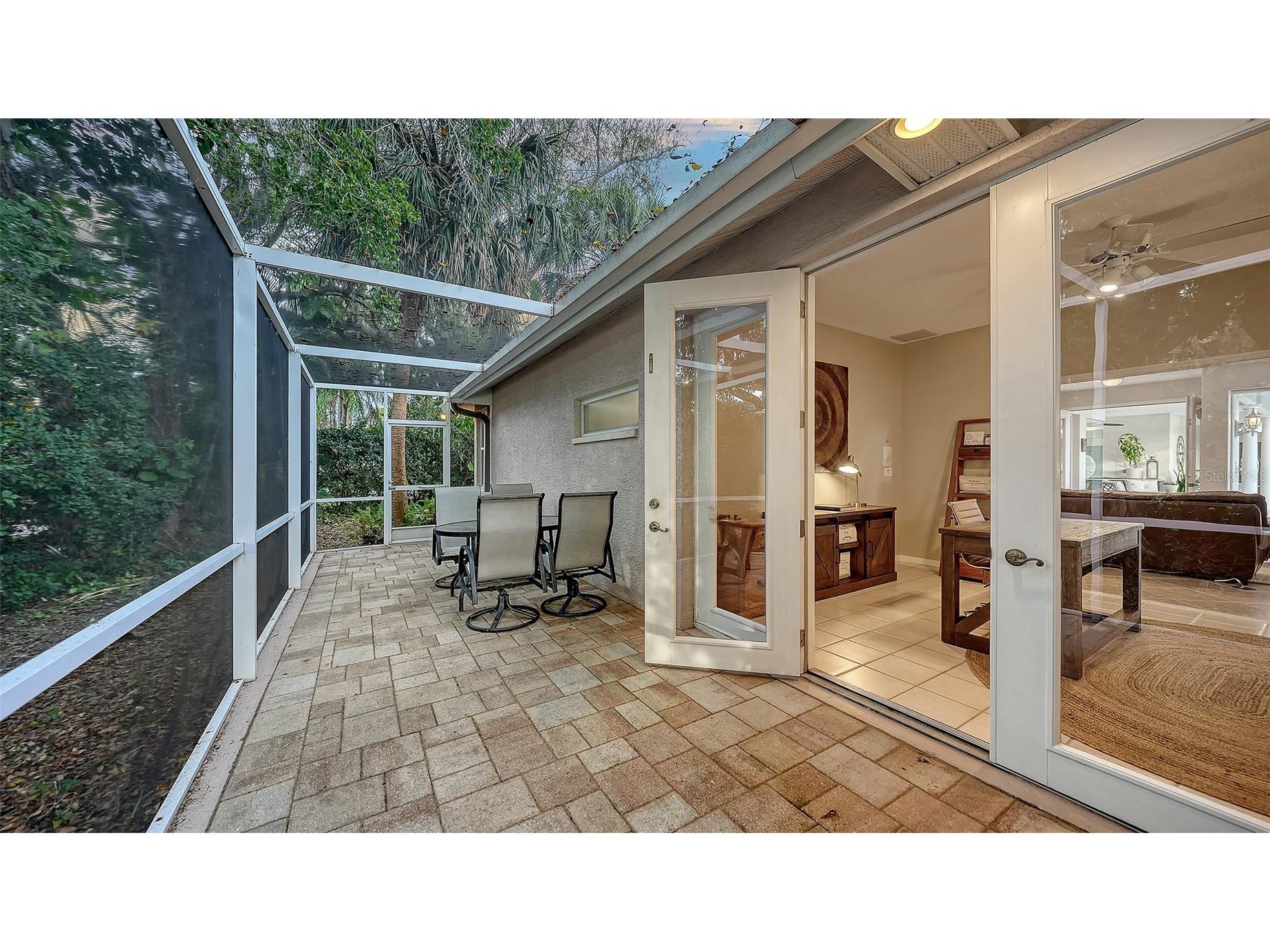 8117 Misty Oaks Boulevard Sarasota FL 34243 A4678054 image53