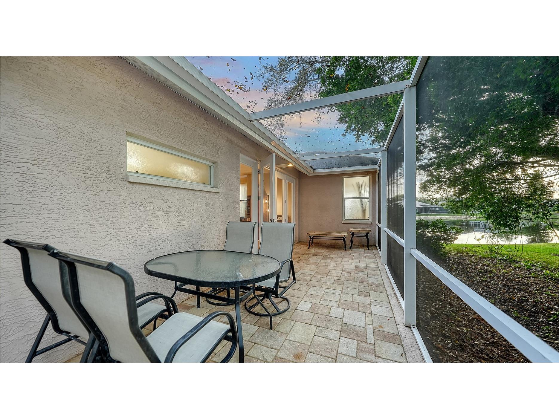 8117 Misty Oaks Boulevard Sarasota FL 34243 A4678054 image55