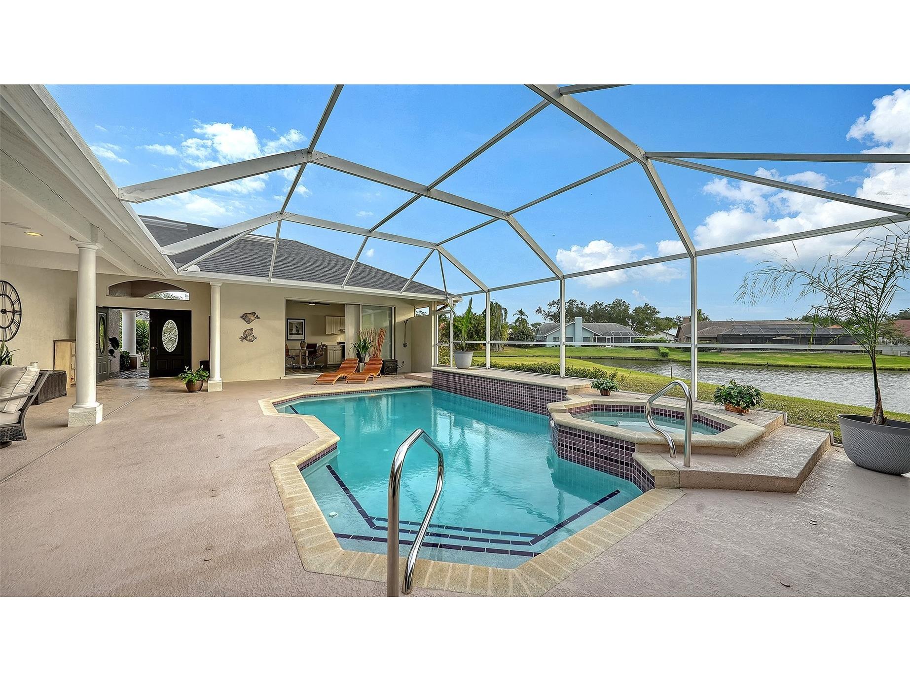 8117 Misty Oaks Boulevard Sarasota FL 34243 A4678054 image56