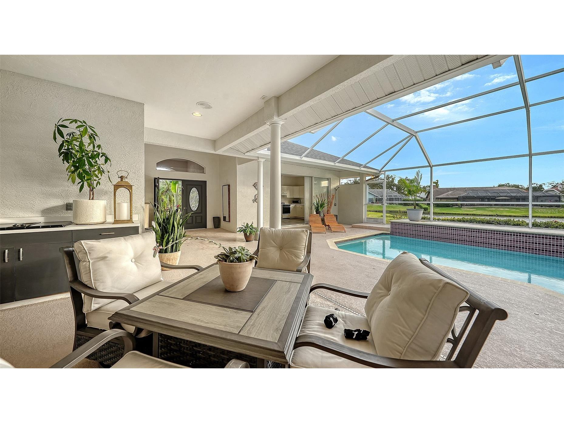 8117 Misty Oaks Boulevard Sarasota FL 34243 A4678054 image57