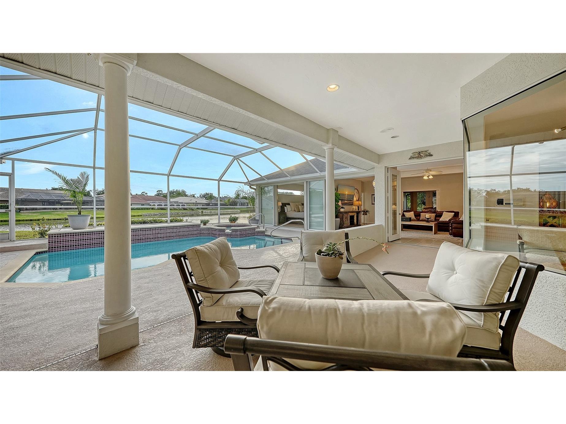 8117 Misty Oaks Boulevard Sarasota FL 34243 A4678054 image62