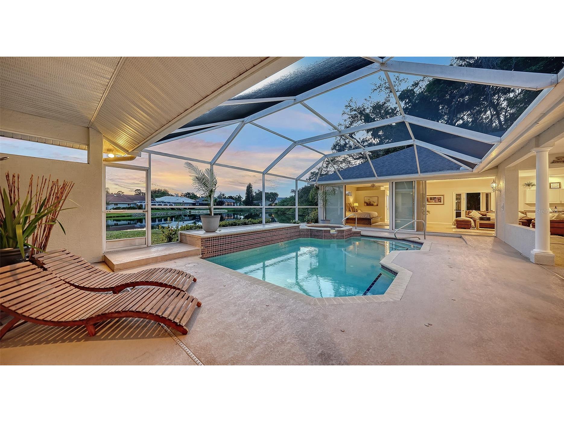 8117 Misty Oaks Boulevard Sarasota FL 34243 A4678054 image68