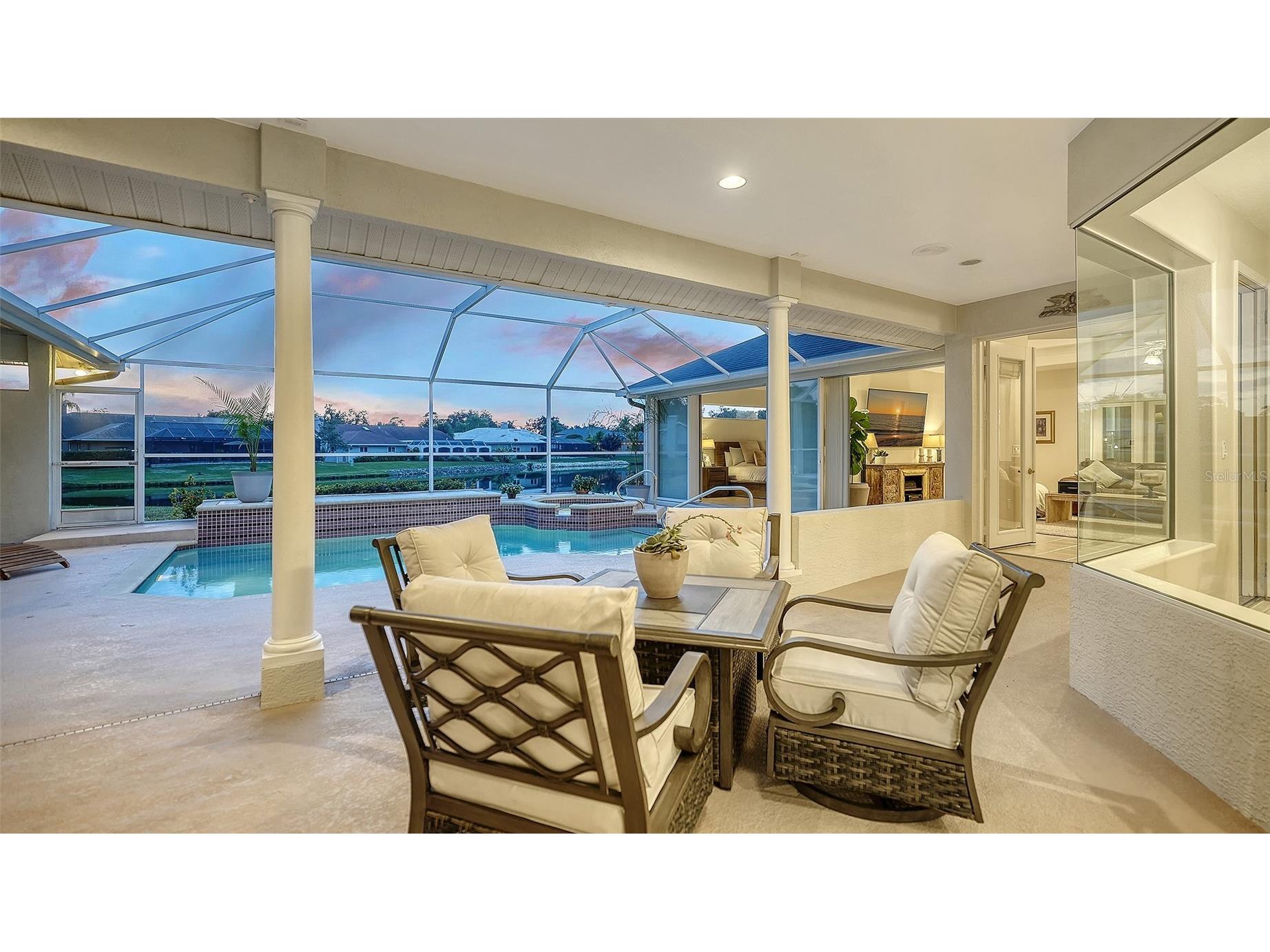 8117 Misty Oaks Boulevard Sarasota FL 34243 A4678054 image73