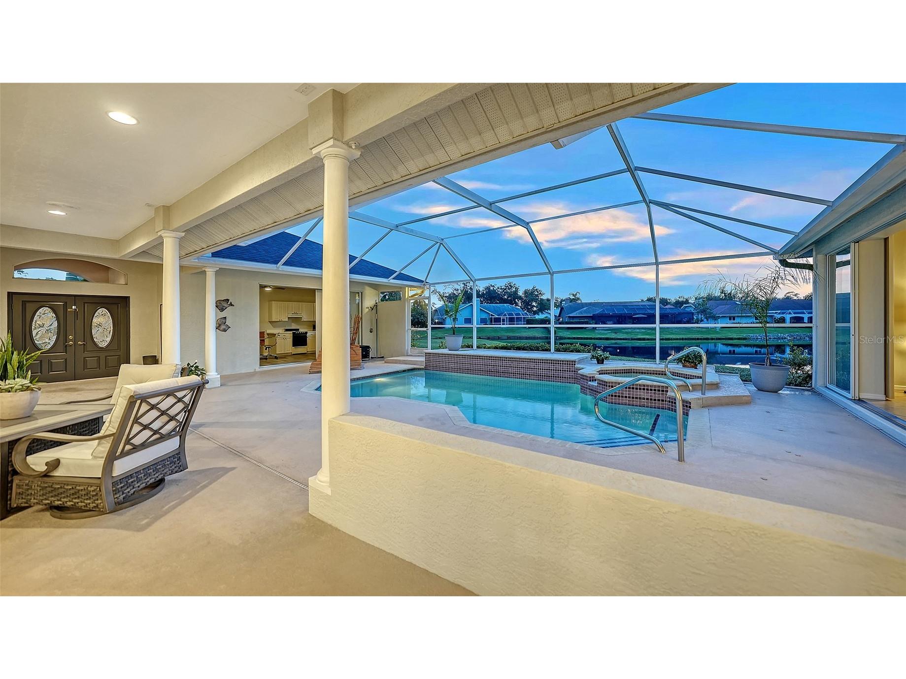 8117 Misty Oaks Boulevard Sarasota FL 34243 A4678054 image76