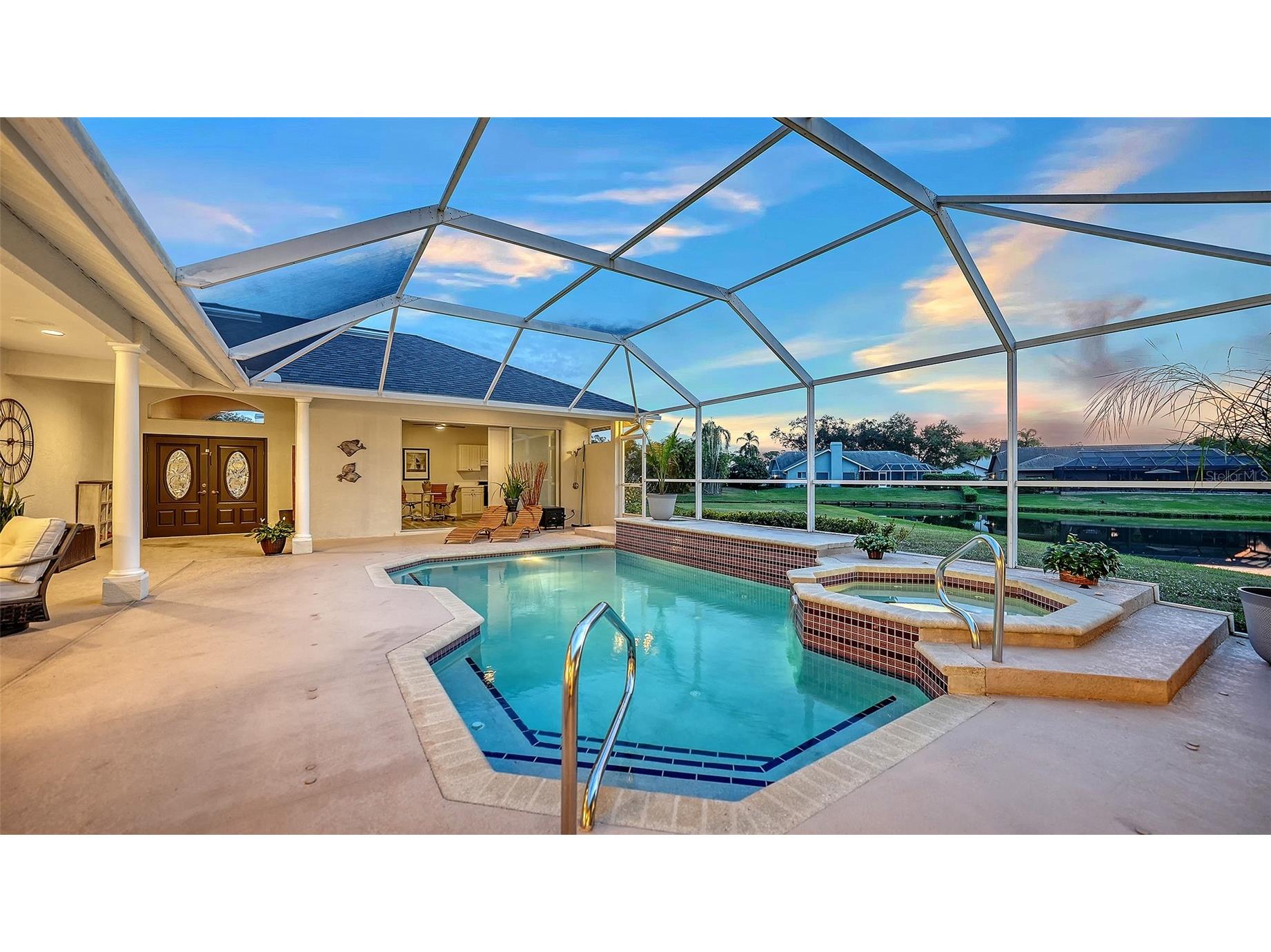 8117 Misty Oaks Boulevard Sarasota FL 34243 A4678054 image77