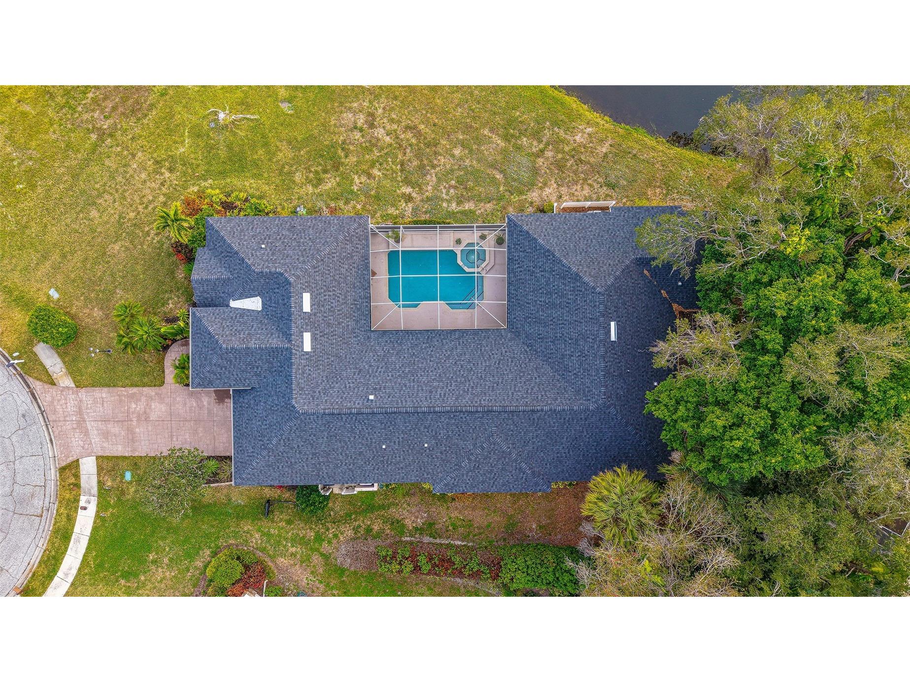 8117 Misty Oaks Boulevard Sarasota FL 34243 A4678054 image82