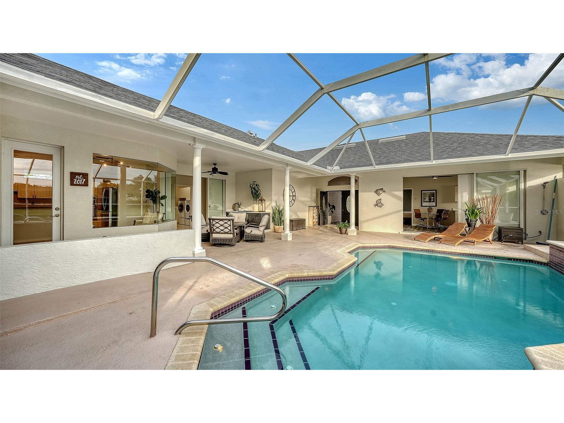 8117 Misty Oaks Boulevard Sarasota FL 34243 A4678054 image97