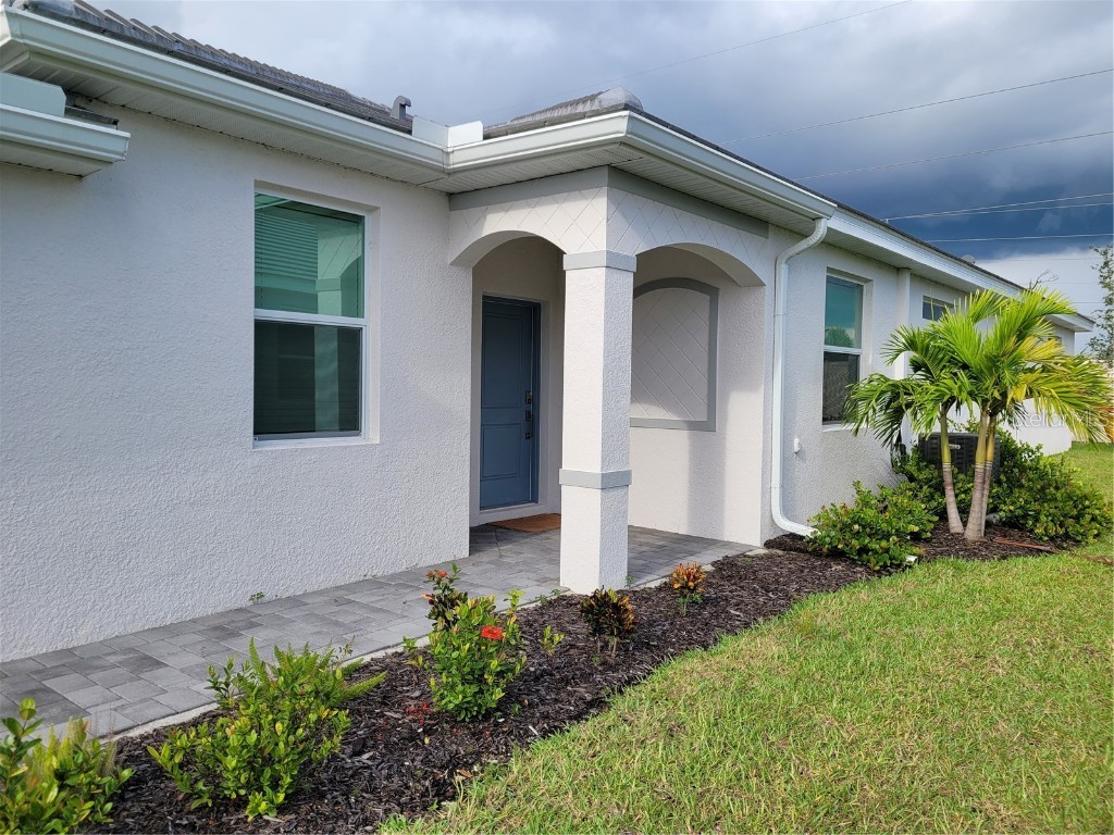 8117 Shore Lake Drive Englewood FL 34224 D6143810 image2
