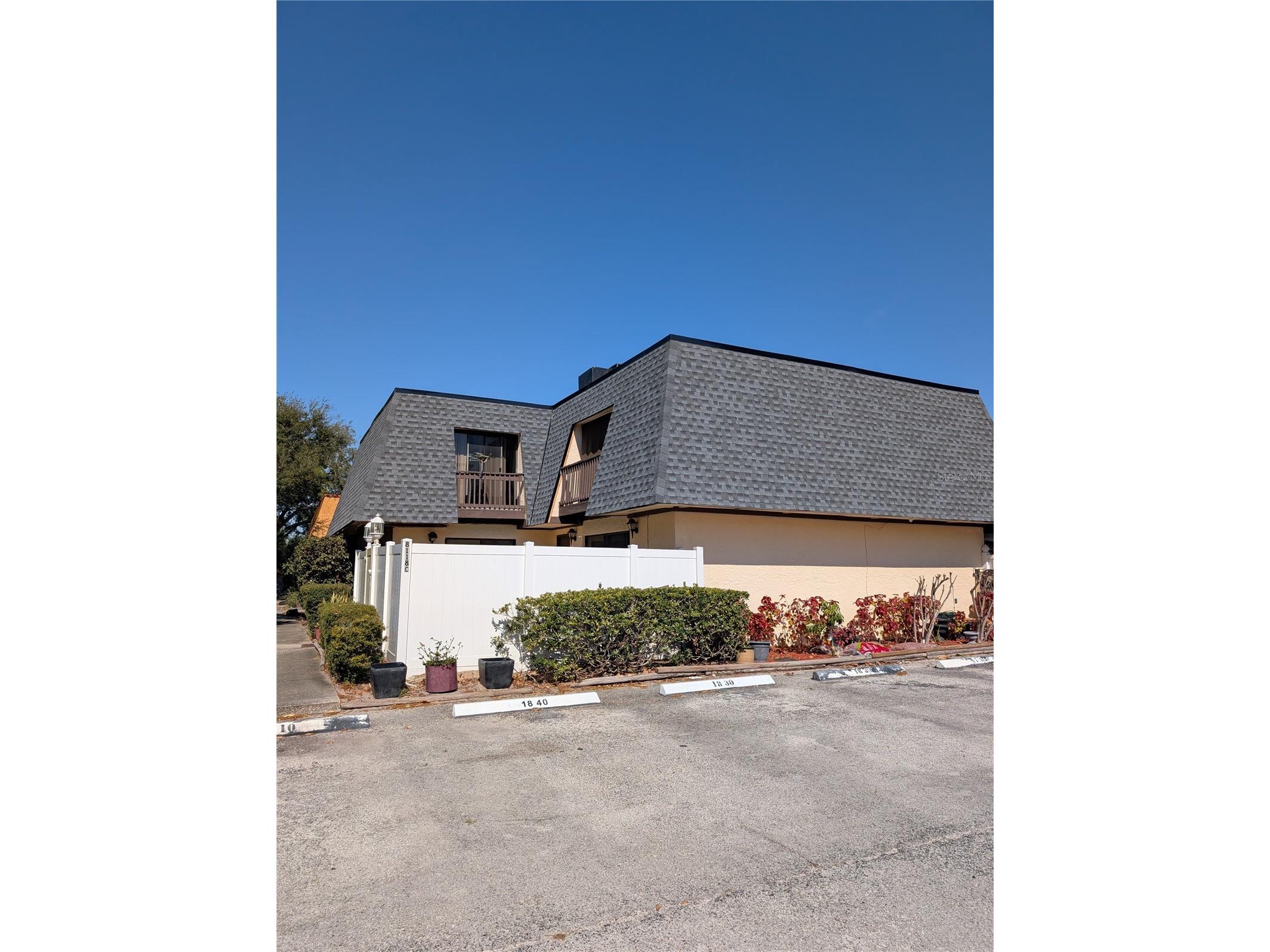 8118 Oak Trace Way #C Tampa FL 33634 TB8475937 image1