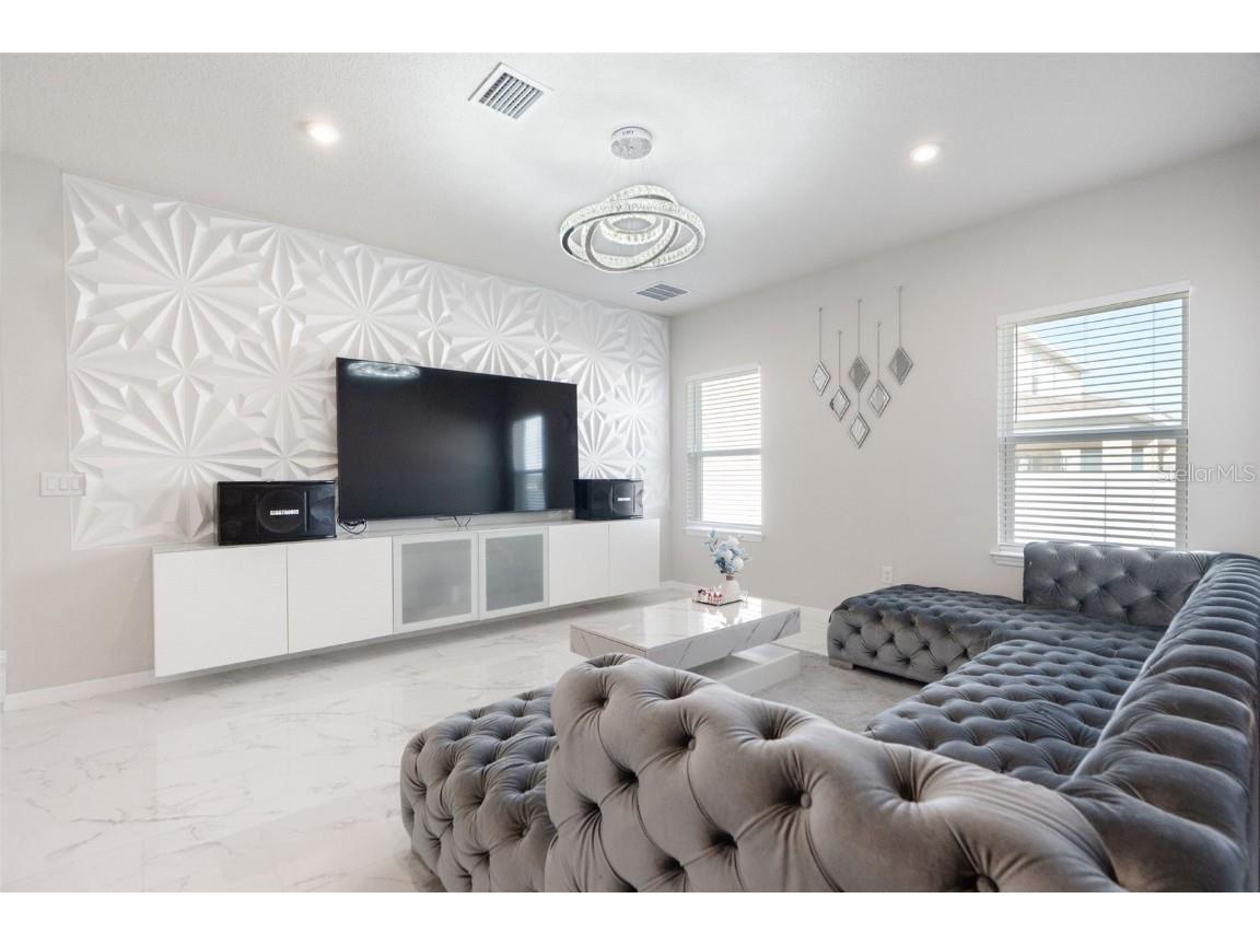 8119 Greenway Avenue Wesley Chapel FL 33544 W7880675 image11