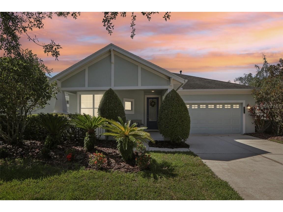 8119 Hampton Lake Drive Tampa FL 33647 T3536922 image1