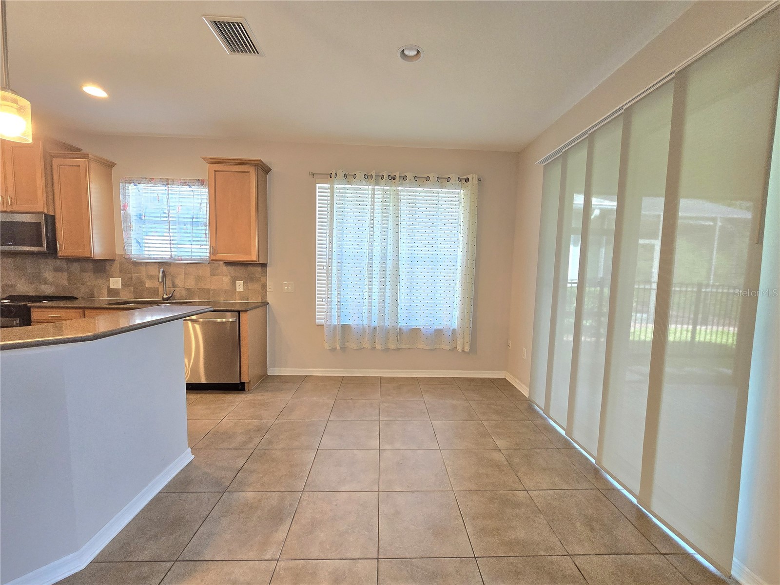 8119 Hampton Lake Drive Tampa FL 33647 TB8519142 image17