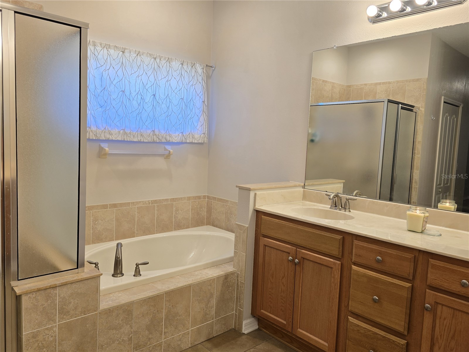 8119 Hampton Lake Drive Tampa FL 33647 TB8519142 image31