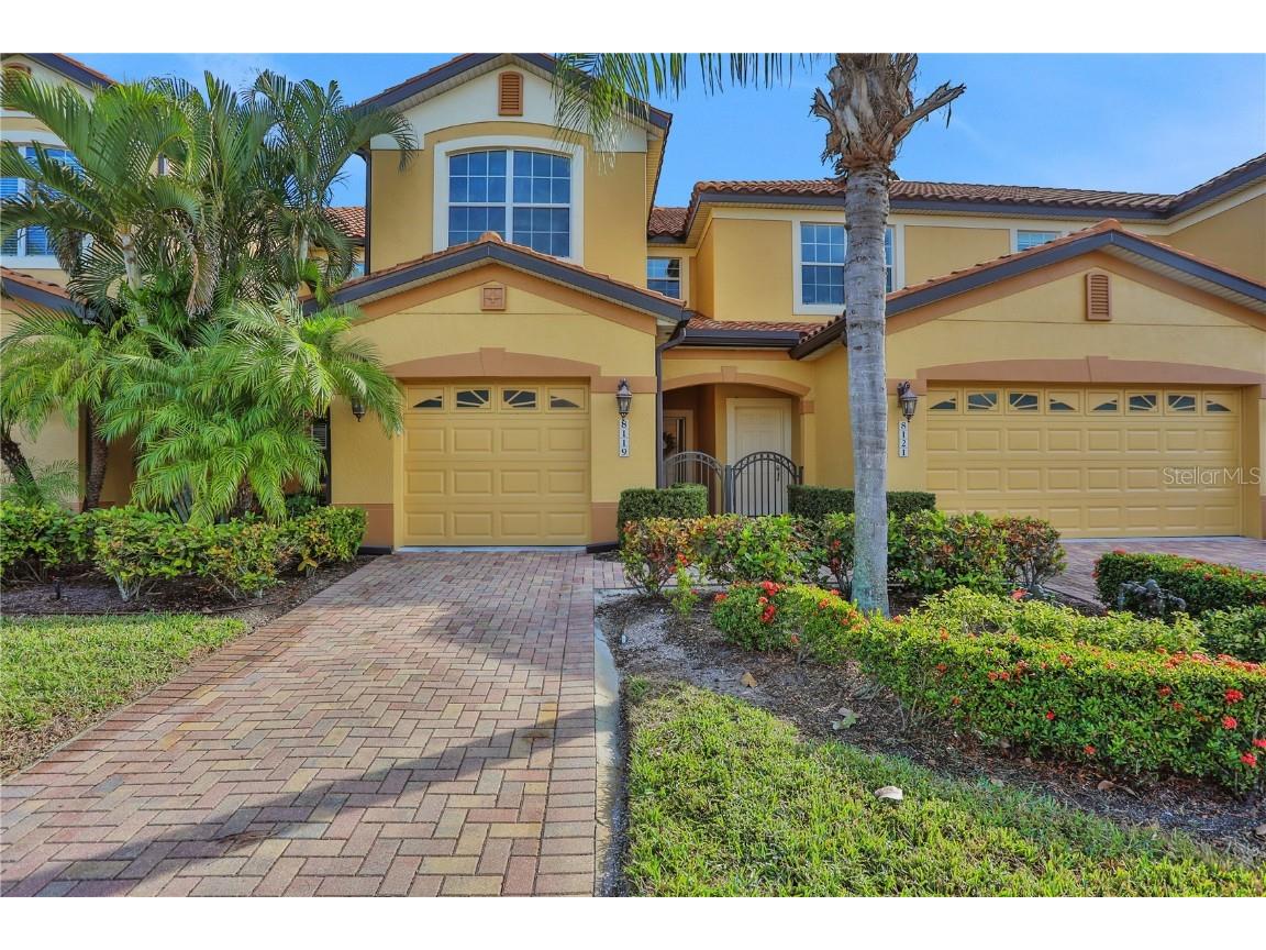 8119 Miramar Way #103 Lakewood Ranch FL 34202 A4594023 image1