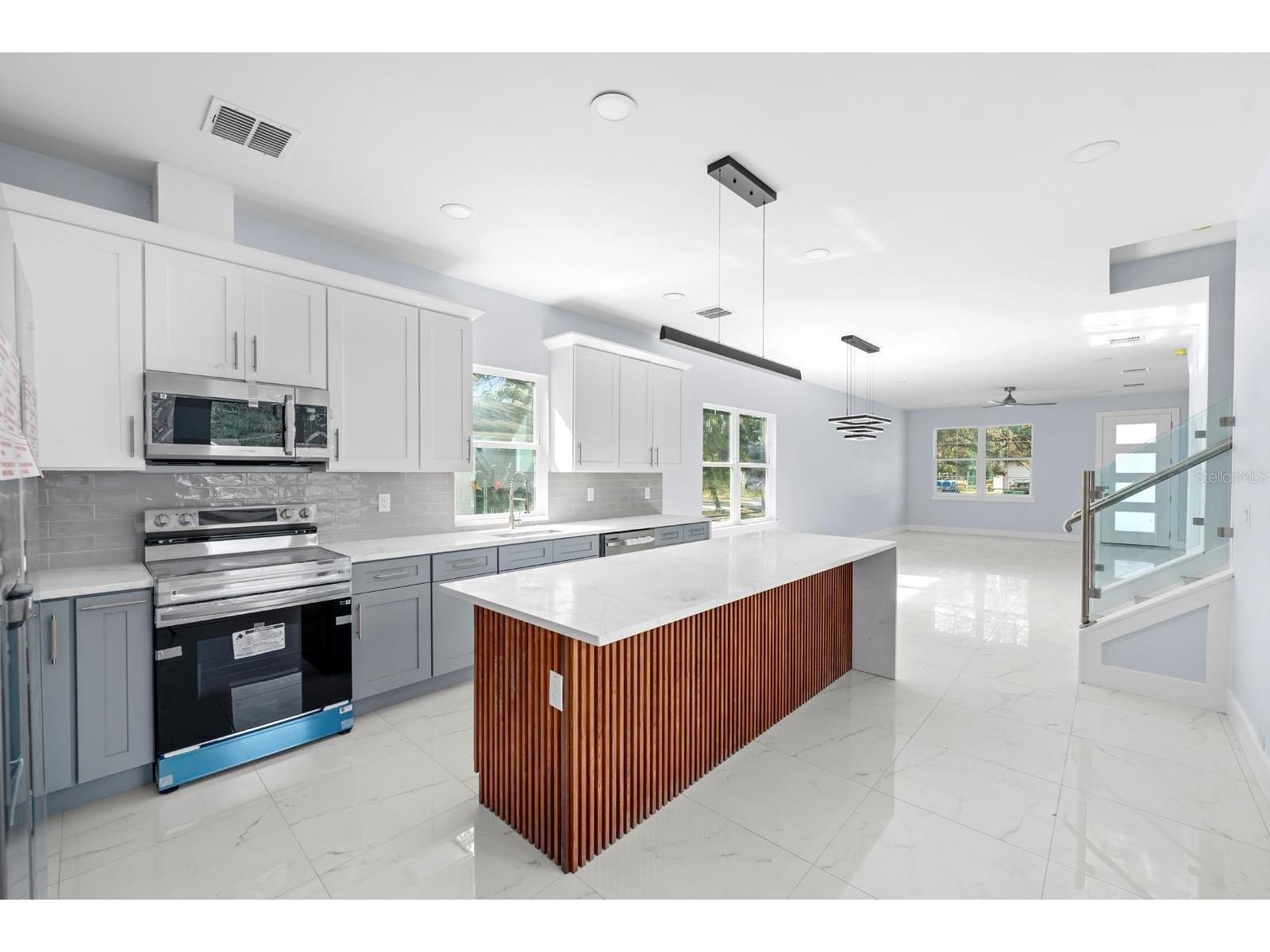 8119 N Dakota Avenue Tampa FL 33604 TB8456380 image11