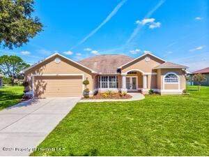 8119 Shorecrest Court Spring Hill FL 34606 W7839184 image1