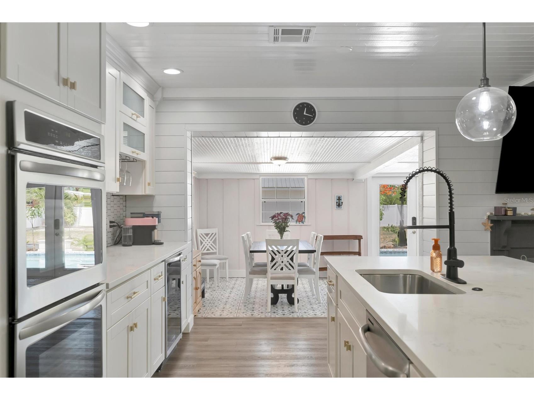812 59th Street NW Bradenton FL 34209 A4692806 image26