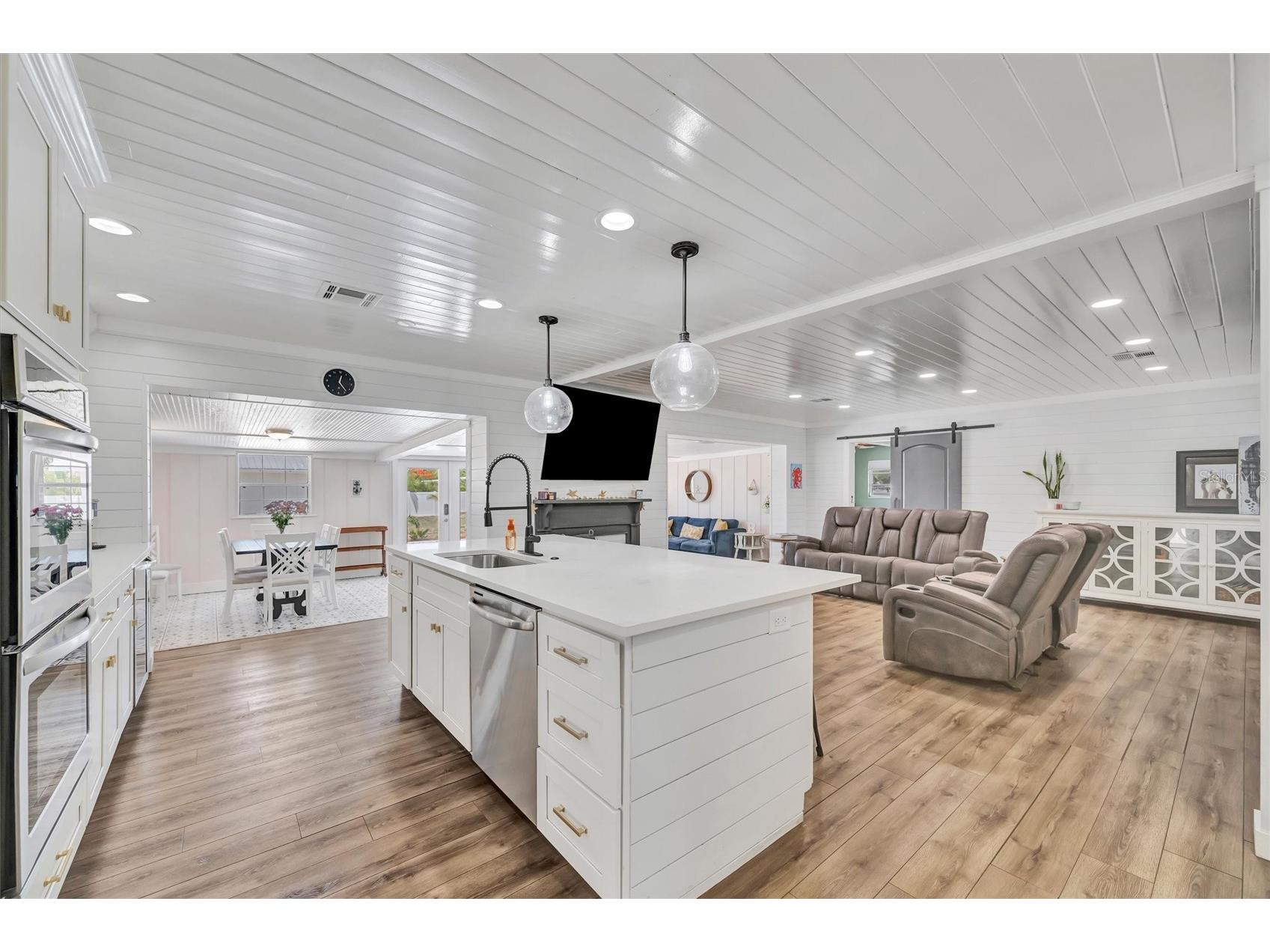 812 59th Street NW Bradenton FL 34209 A4692806 image33