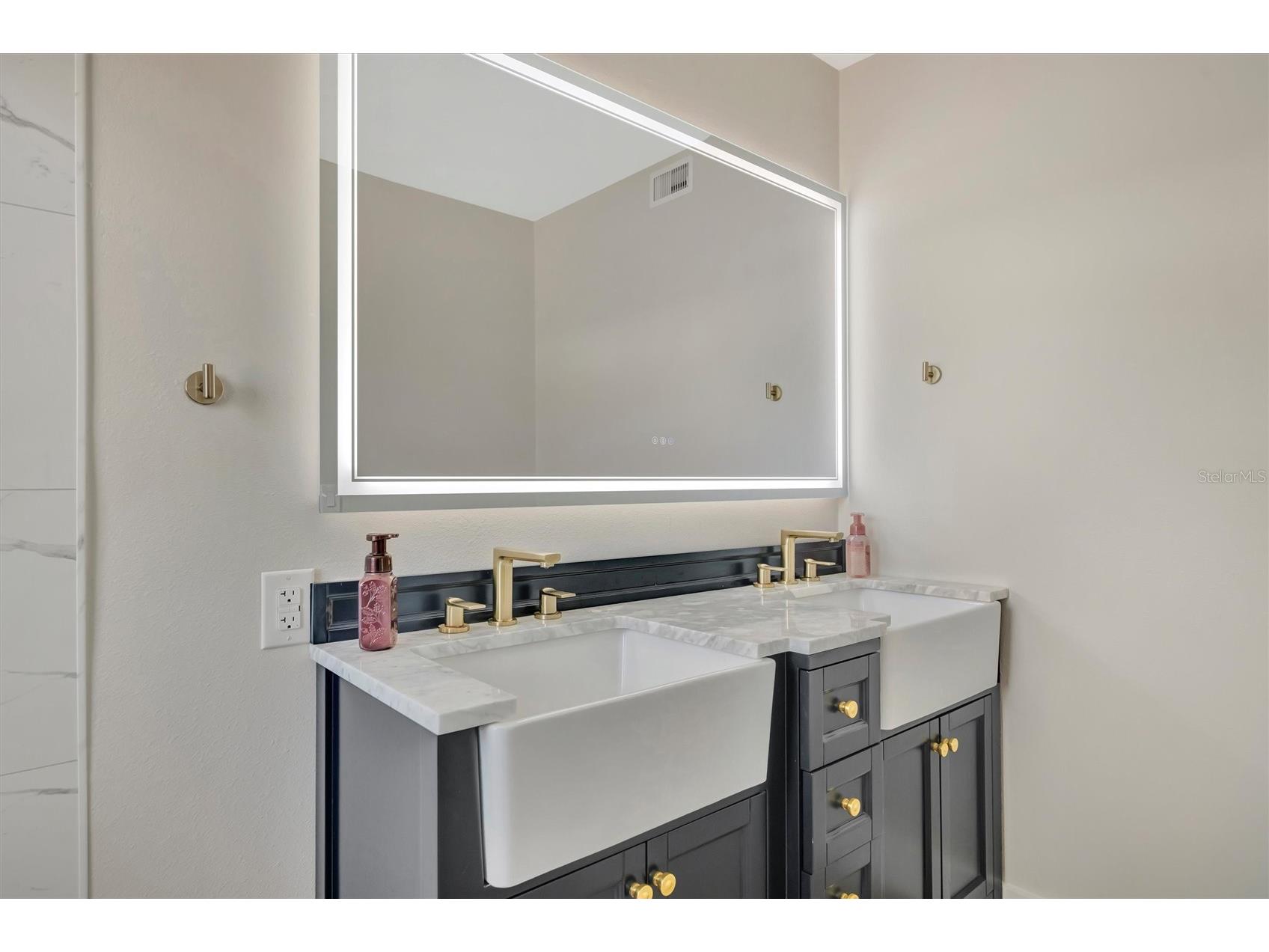 812 59th Street NW Bradenton FL 34209 A4692806 image60