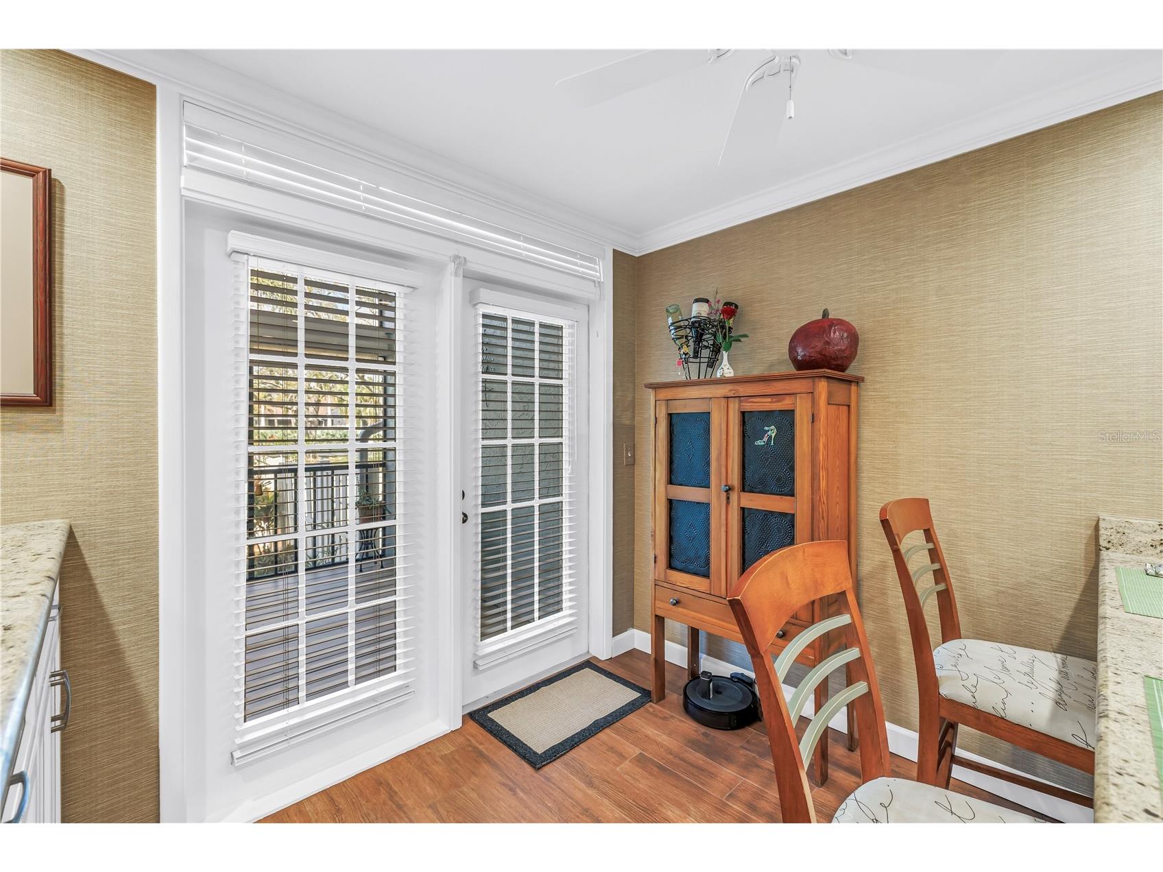 812 Amelia Court NE Saint Petersburg FL 33702 TB8481073 image14