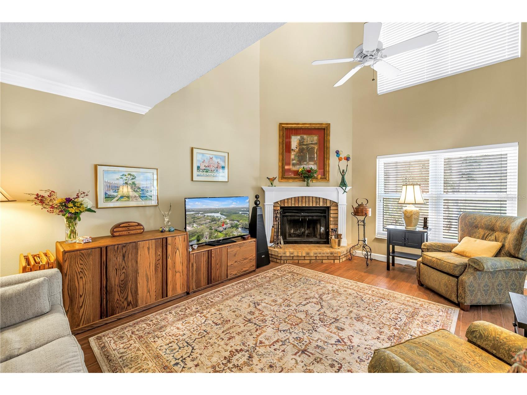 812 Amelia Court NE Saint Petersburg FL 33702 TB8481073 image17