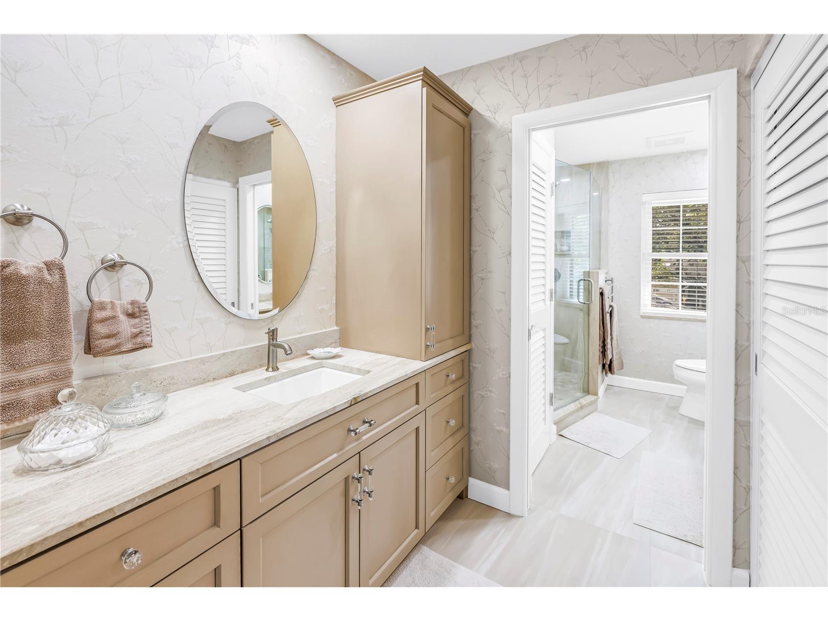 812 Amelia Court NE Saint Petersburg FL 33702 TB8481073 image5