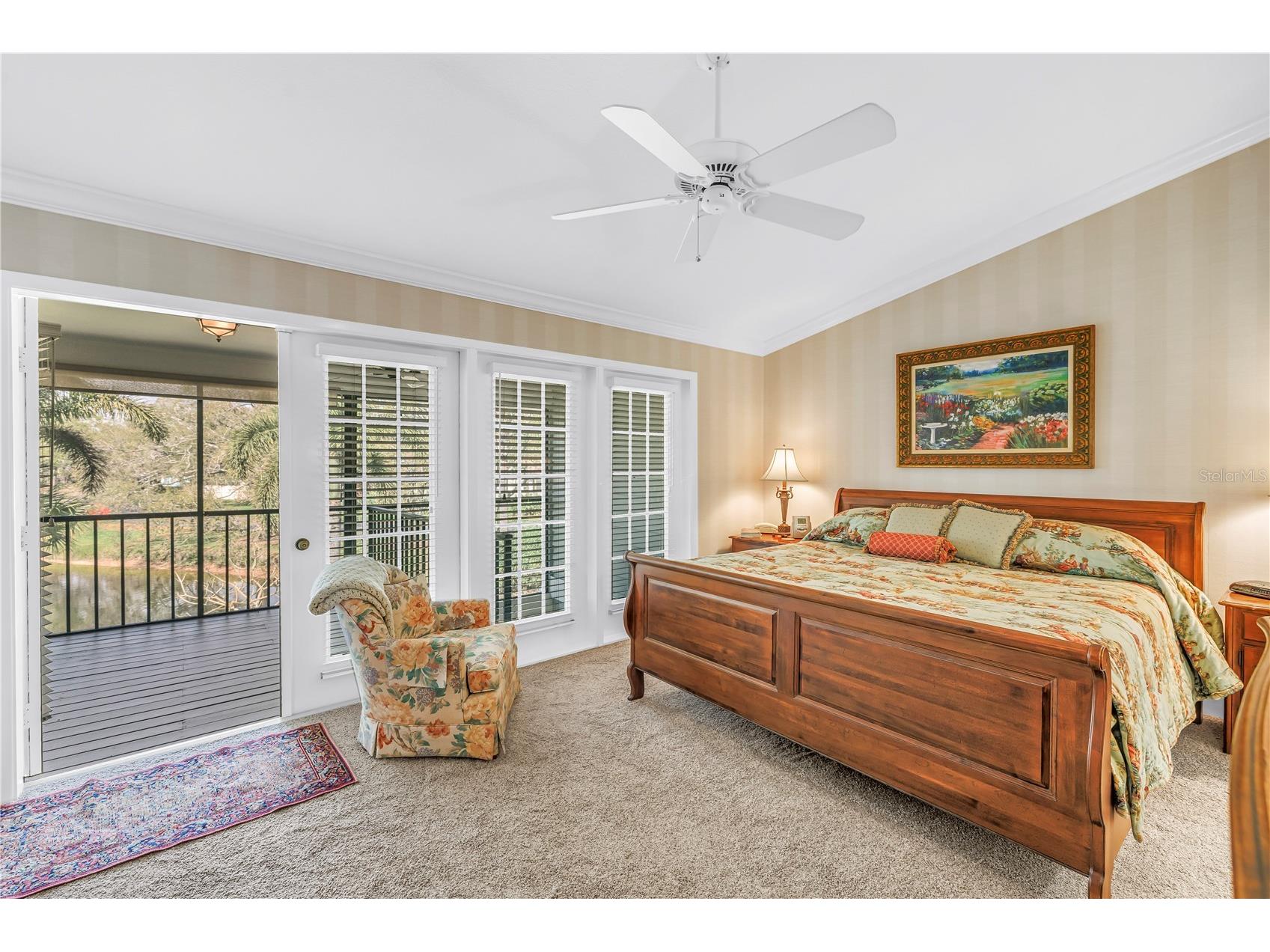 812 Amelia Court NE Saint Petersburg FL 33702 TB8481073 image6