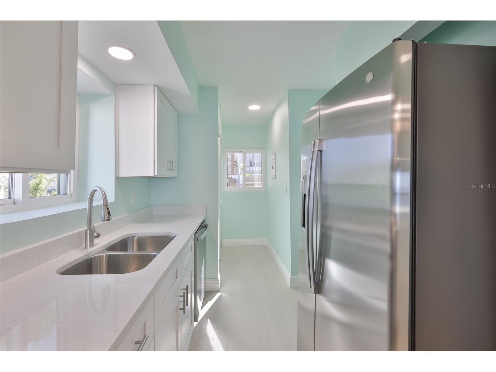 812 Bahia Del Sol Drive #A Ruskin FL 33570 TB8497289 image10