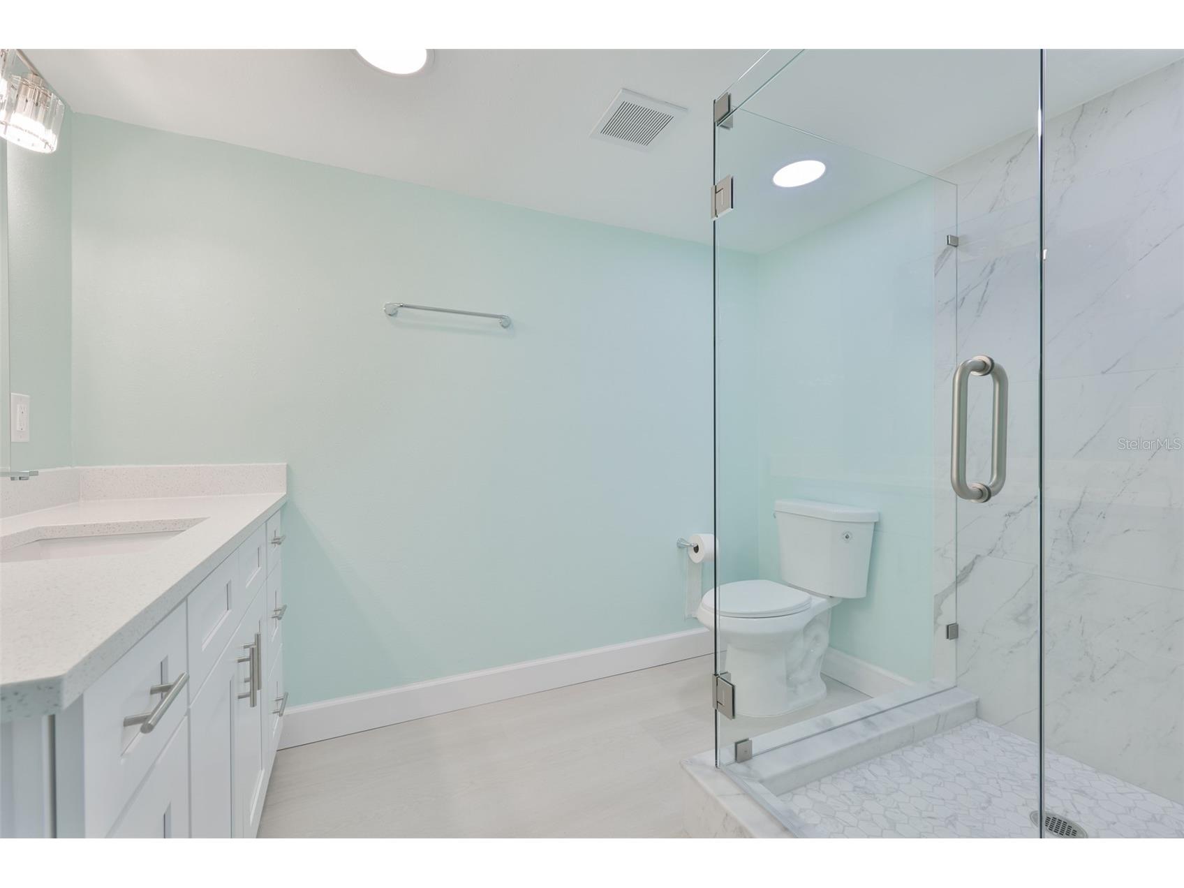 812 Bahia Del Sol Drive #A Ruskin FL 33570 TB8497289 image20