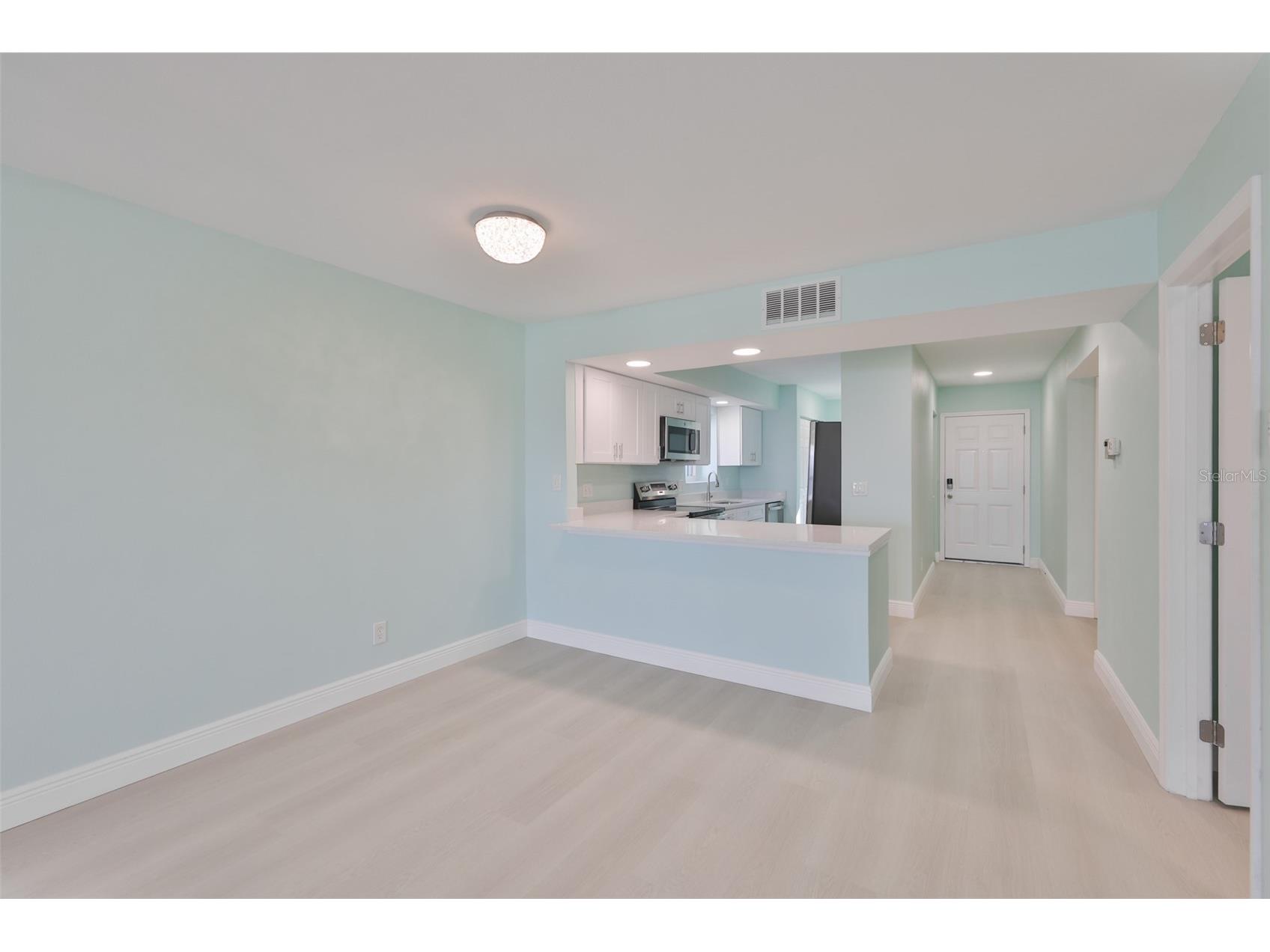 812 Bahia Del Sol Drive #A Ruskin FL 33570 TB8497289 image6