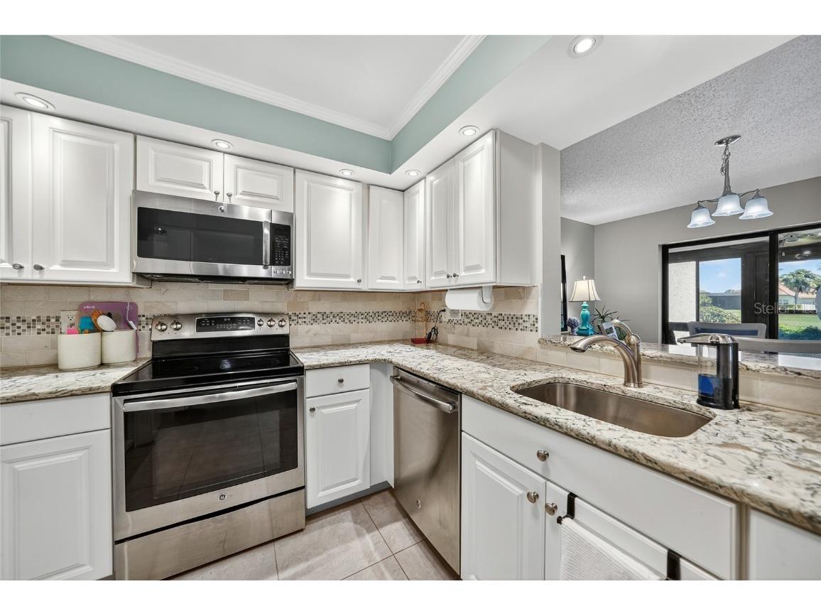 812 Capri Isles Boulevard #117 Venice FL 34292 C7514955 image7