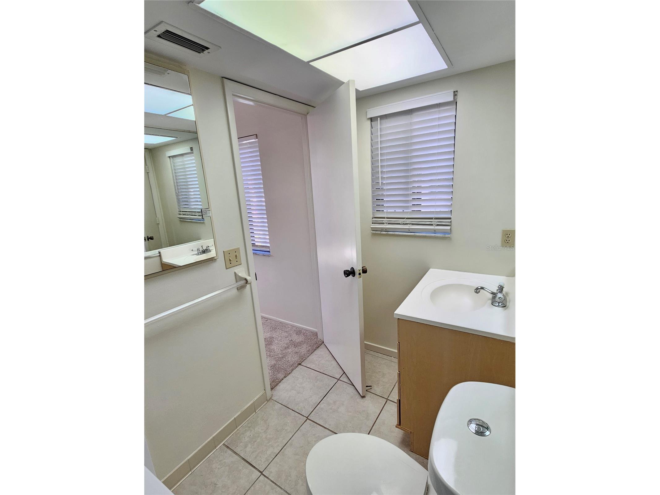 812 Capri Isles Boulevard #225 Venice FL 34292 N6142154 image29