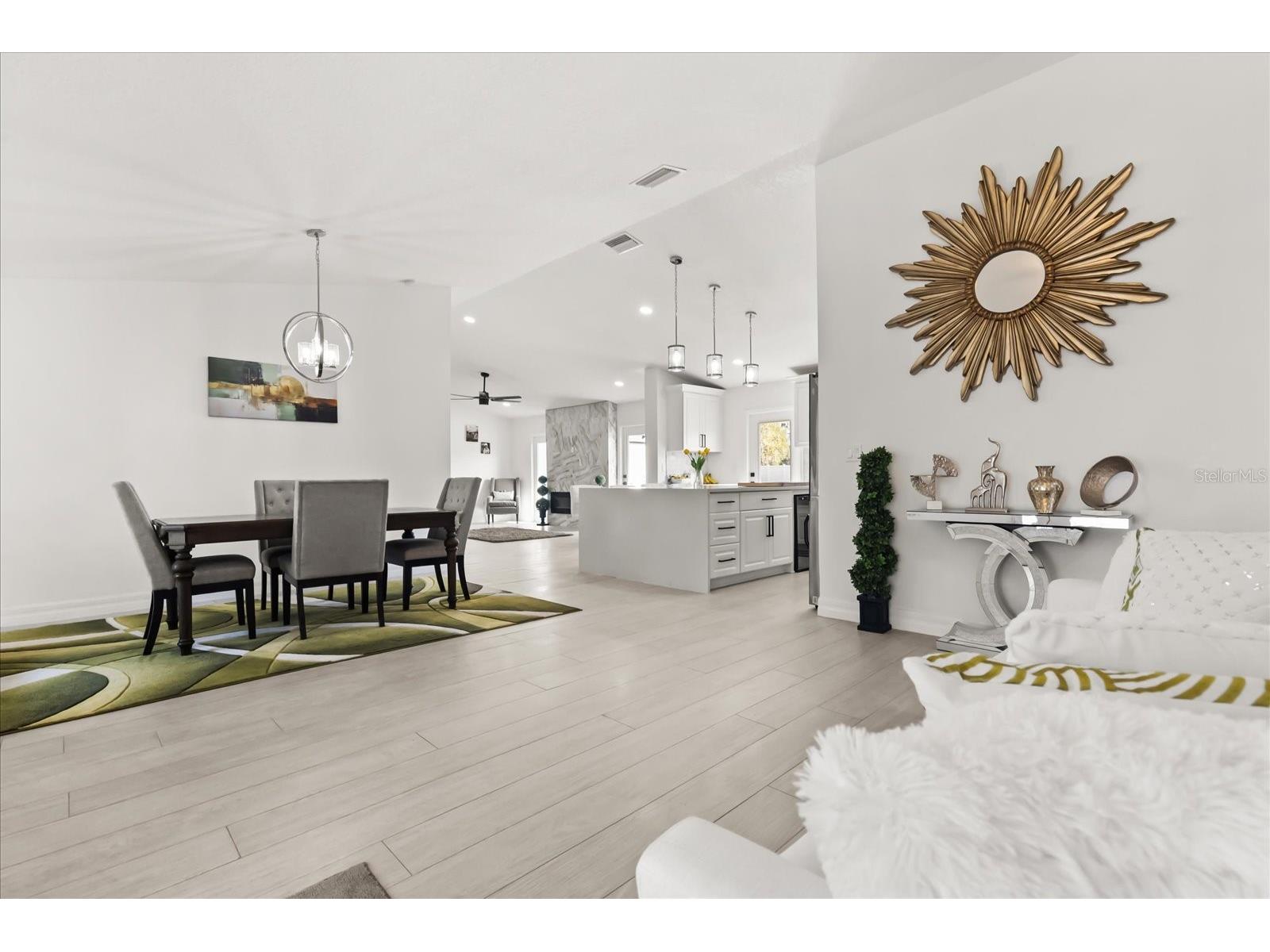 812 Chastain Road Seffner FL 33584 TB8467470 image3