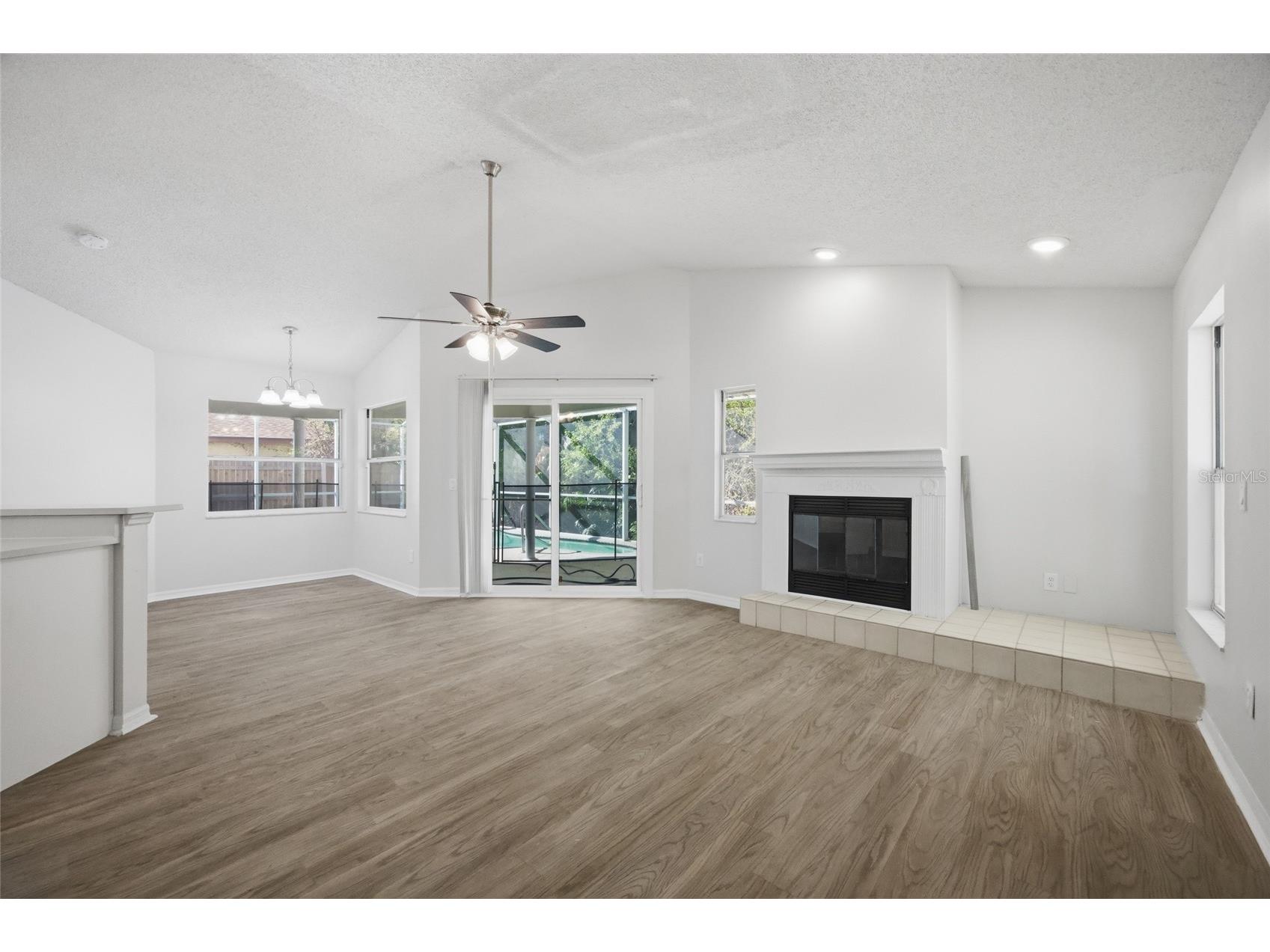 812 Crestridge Drive Tarpon Springs FL 34688 TB8485378 image10