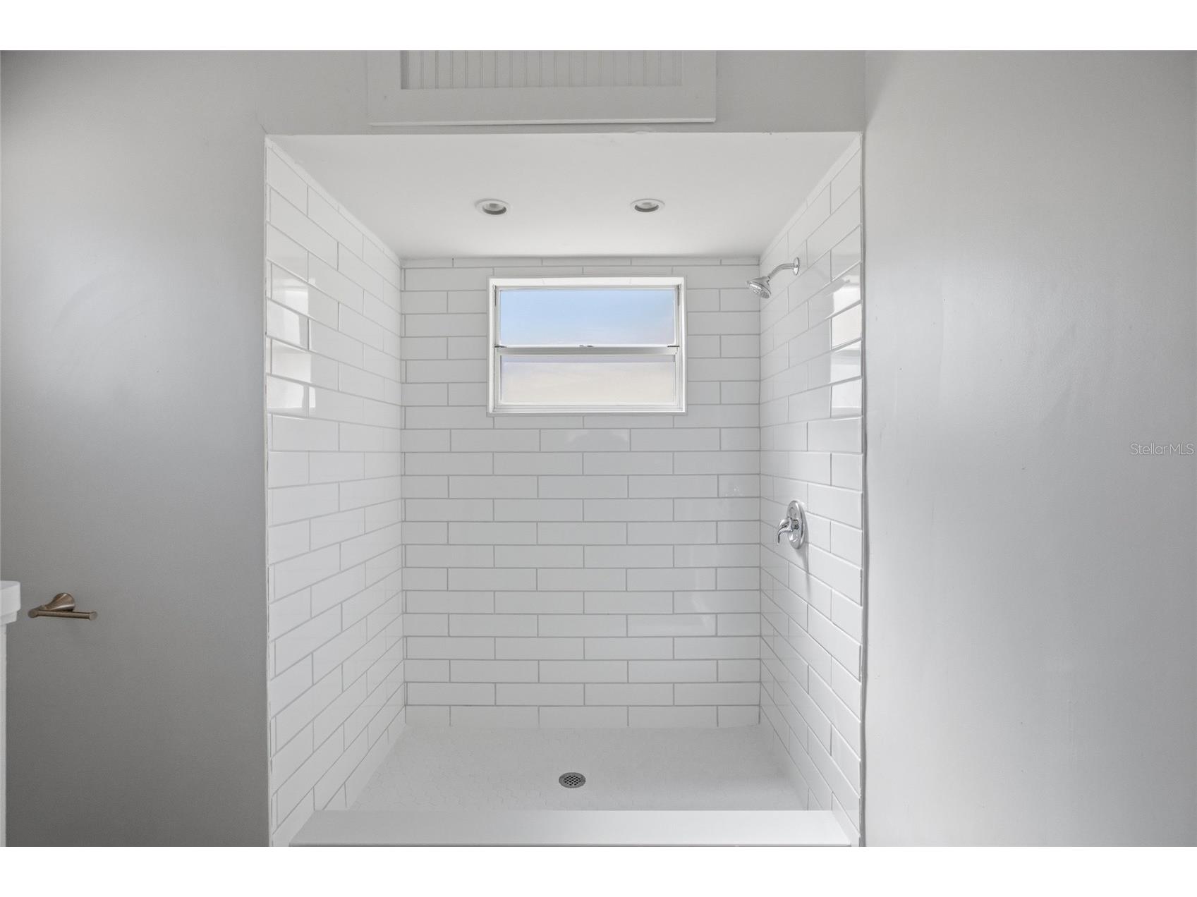 812 Crestridge Drive Tarpon Springs FL 34688 TB8485378 image18