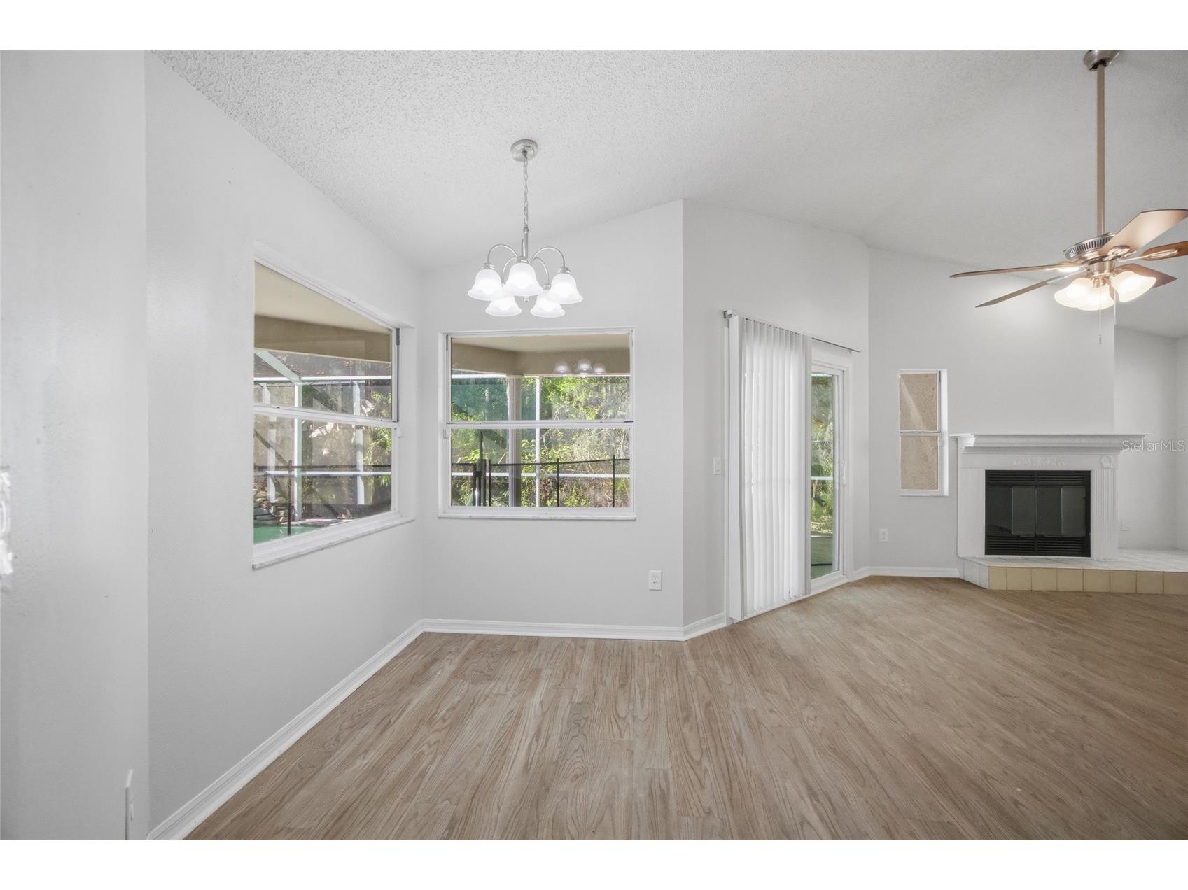 812 Crestridge Drive Tarpon Springs FL 34688 TB8485378 image8