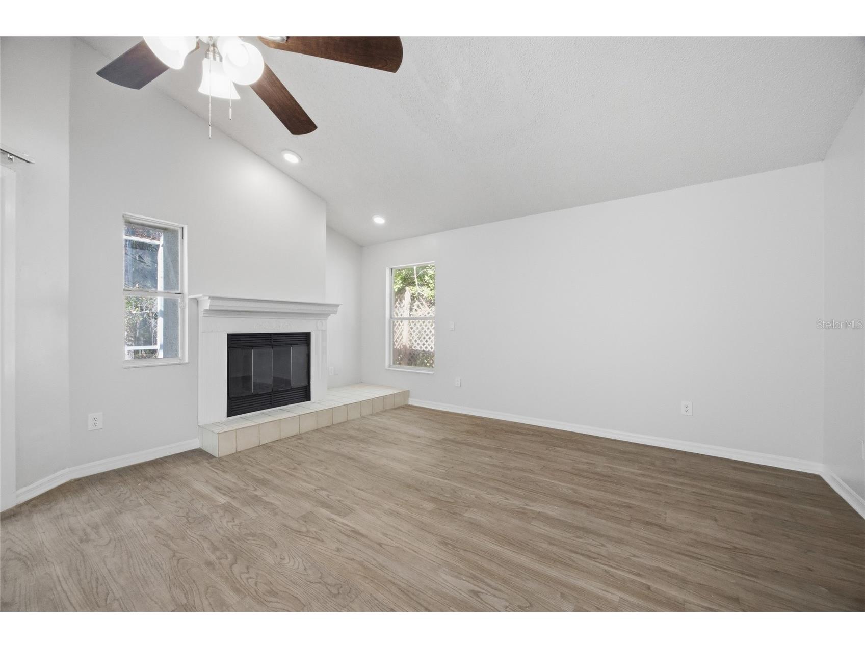 812 Crestridge Drive Tarpon Springs FL 34688 TB8485378 image9