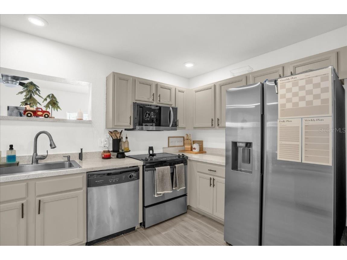 812 E. Flag Lane Kissimmee FL 34759 O6363214 image11