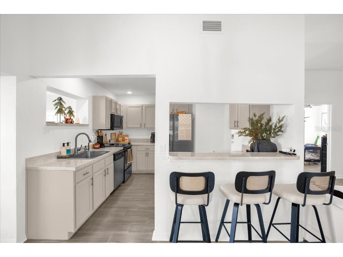 812 E. Flag Lane Kissimmee FL 34759 O6363214 image8